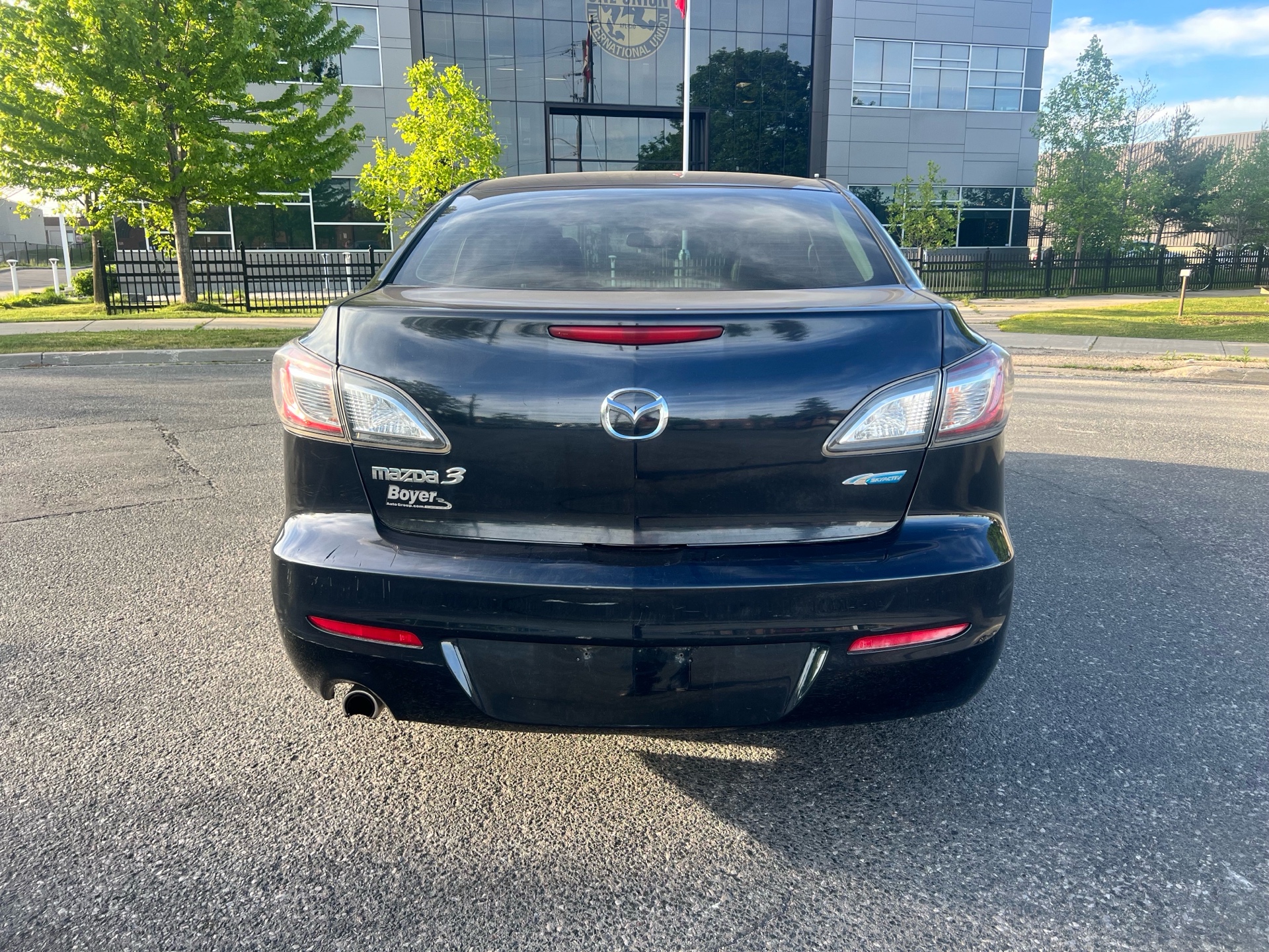/autocainc/2012-Mazda-Mazda3-1724983021736317.jpg