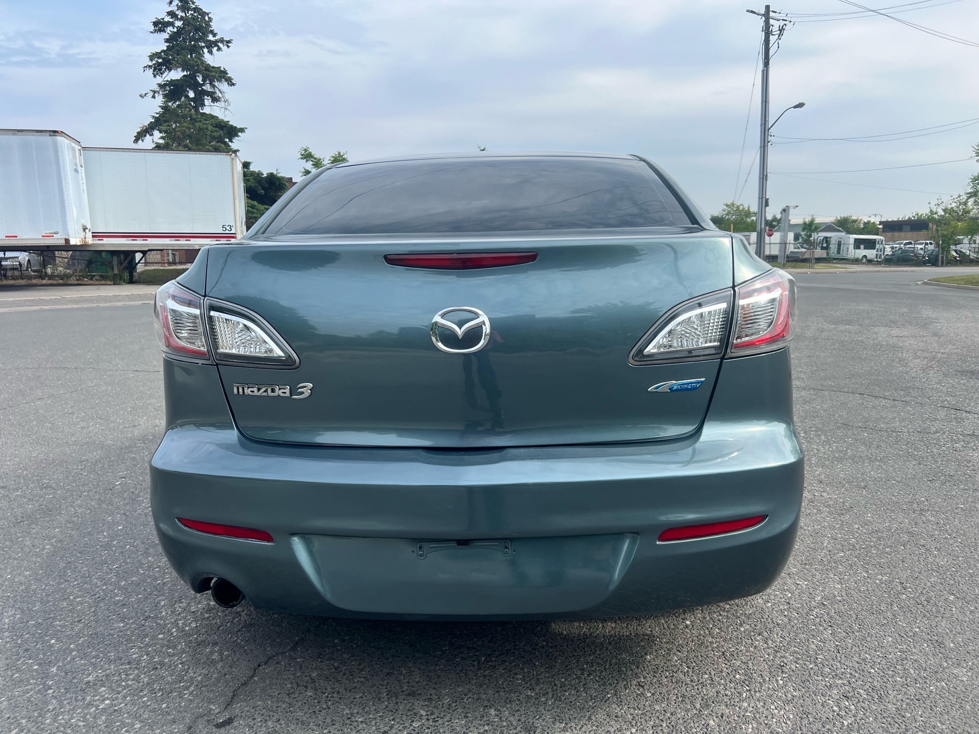 /autocainc/2012-Mazda-Mazda3-2853206153328429.jpg