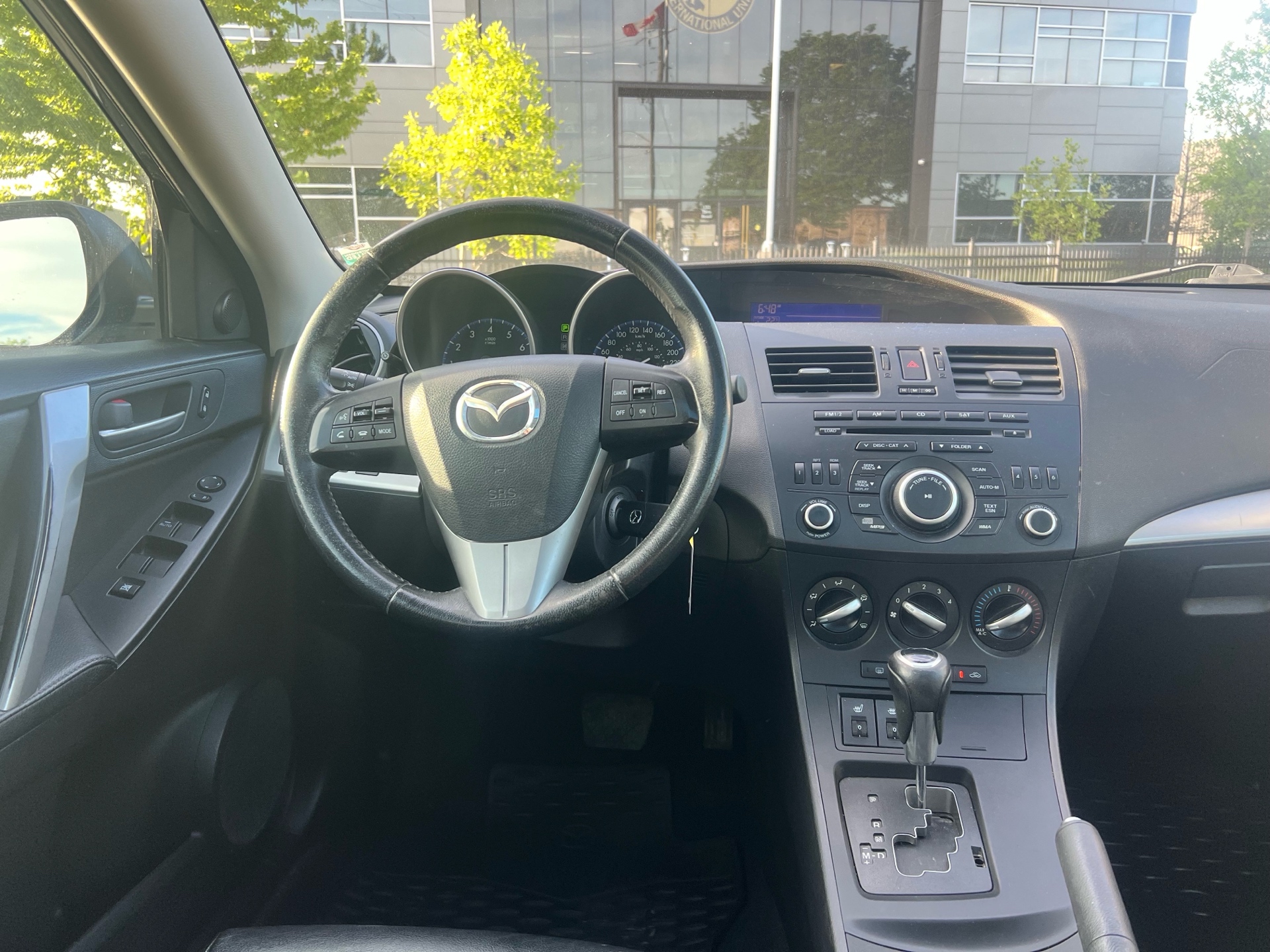/autocainc/2012-Mazda-Mazda3-5548954379450382.jpg