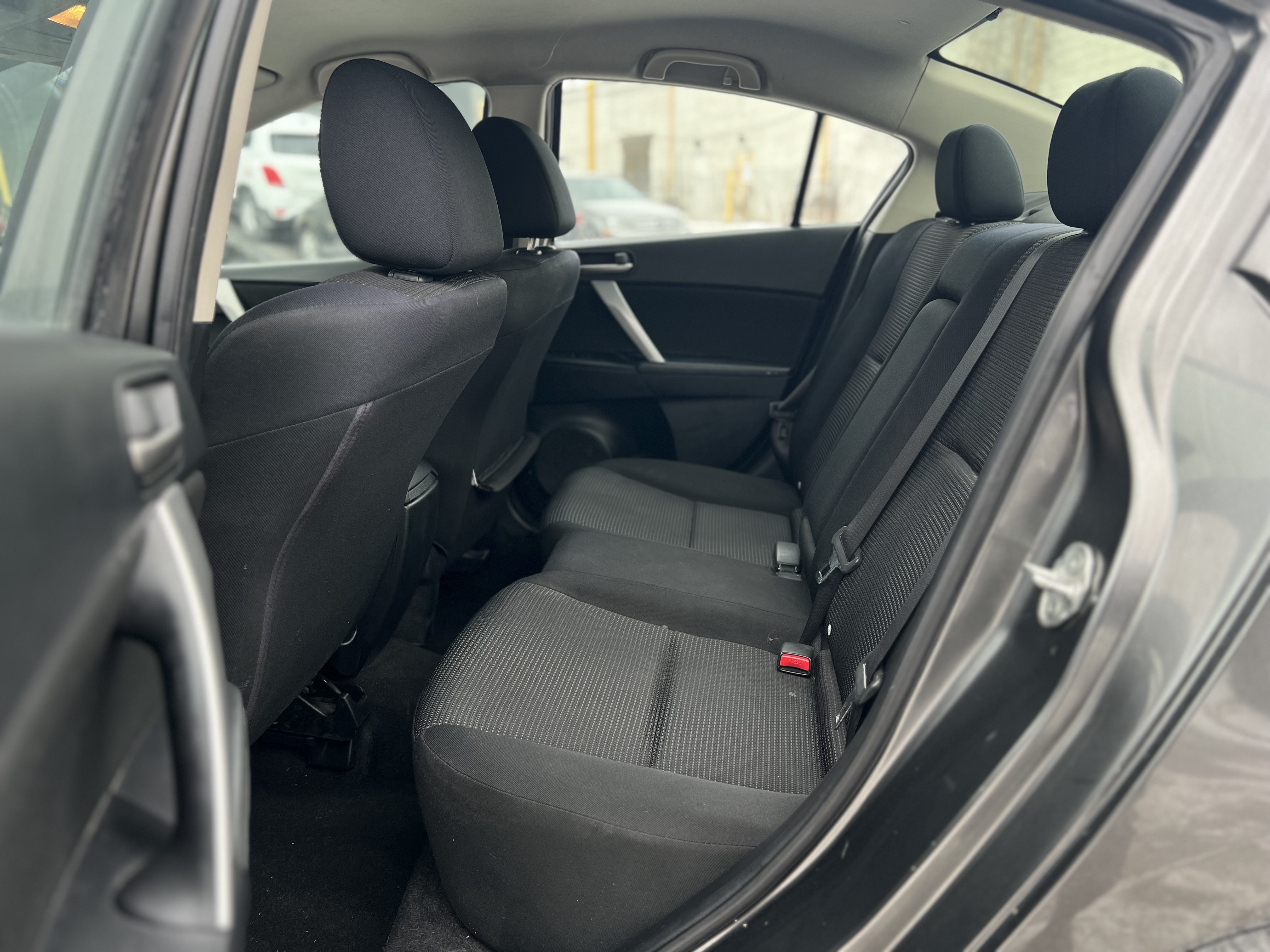 /autocainc/2012-Mazda-Mazda3-583743847852459.jpg