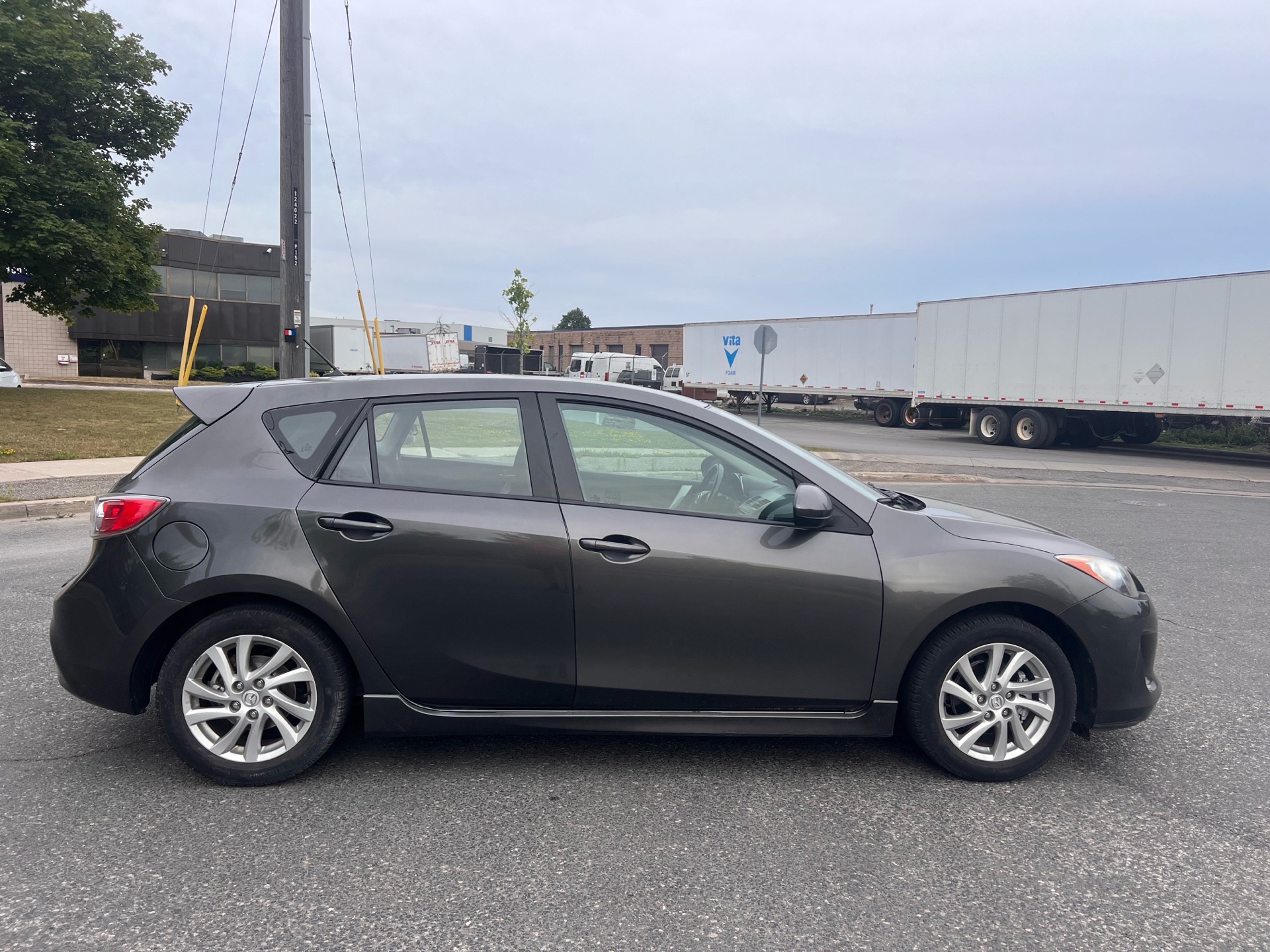/autocainc/2012-Mazda-Mazda3-6809322149055412.jpg