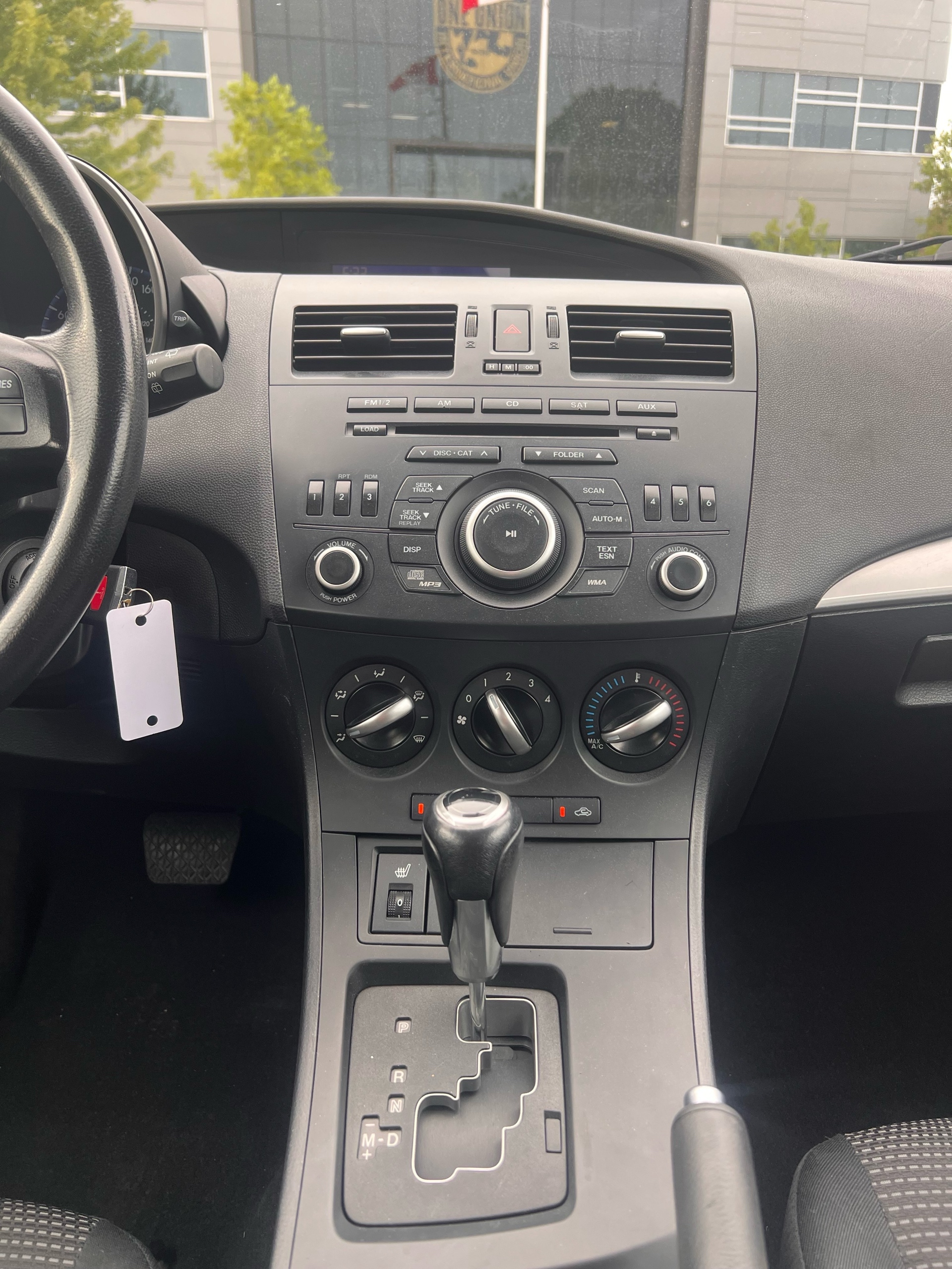 /autocainc/2012-Mazda-Mazda3-6965669083165098.jpg