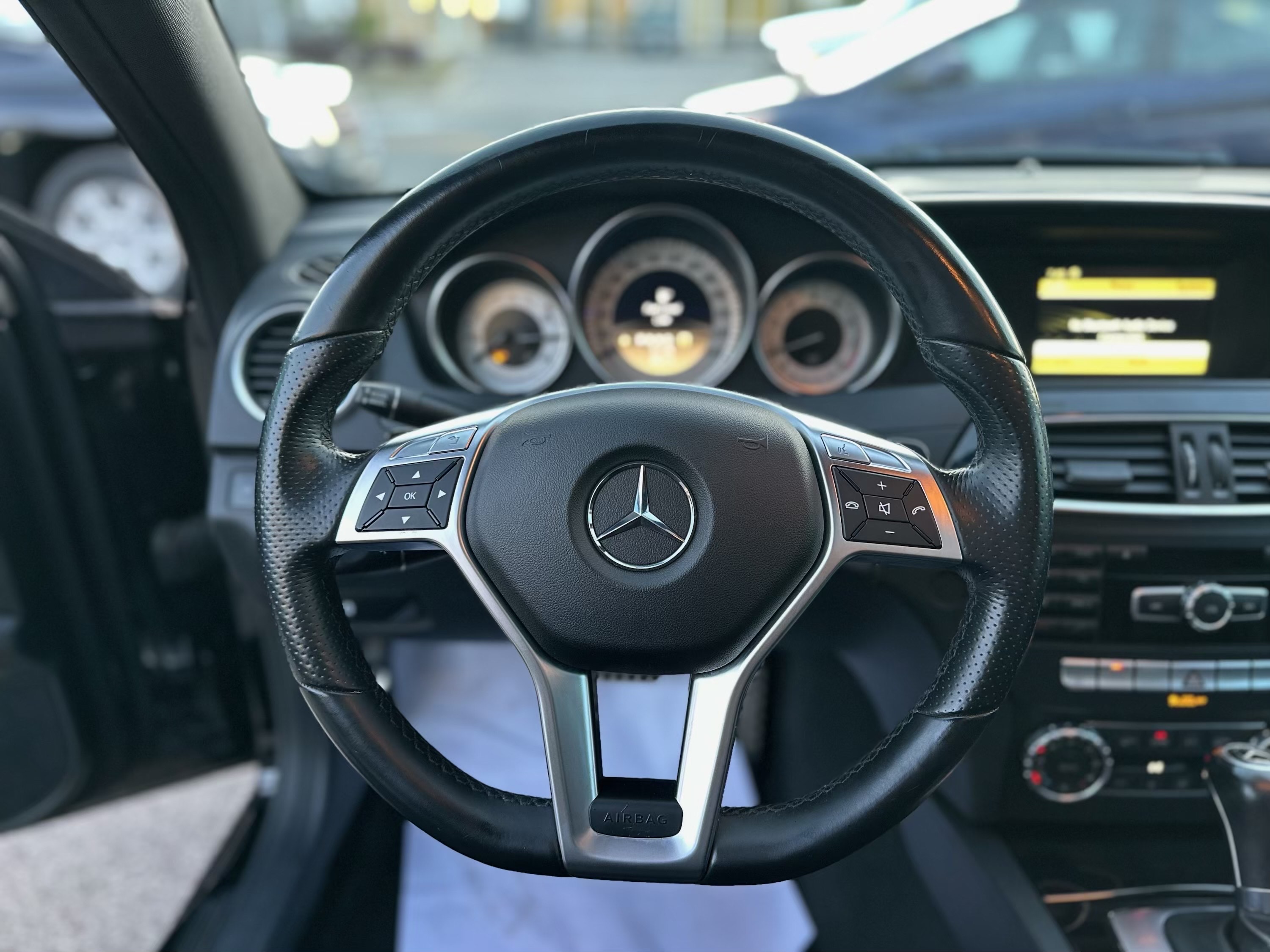 /autocainc/2012-Mercedes-Benz-C-Class-9888963507776269.jpg