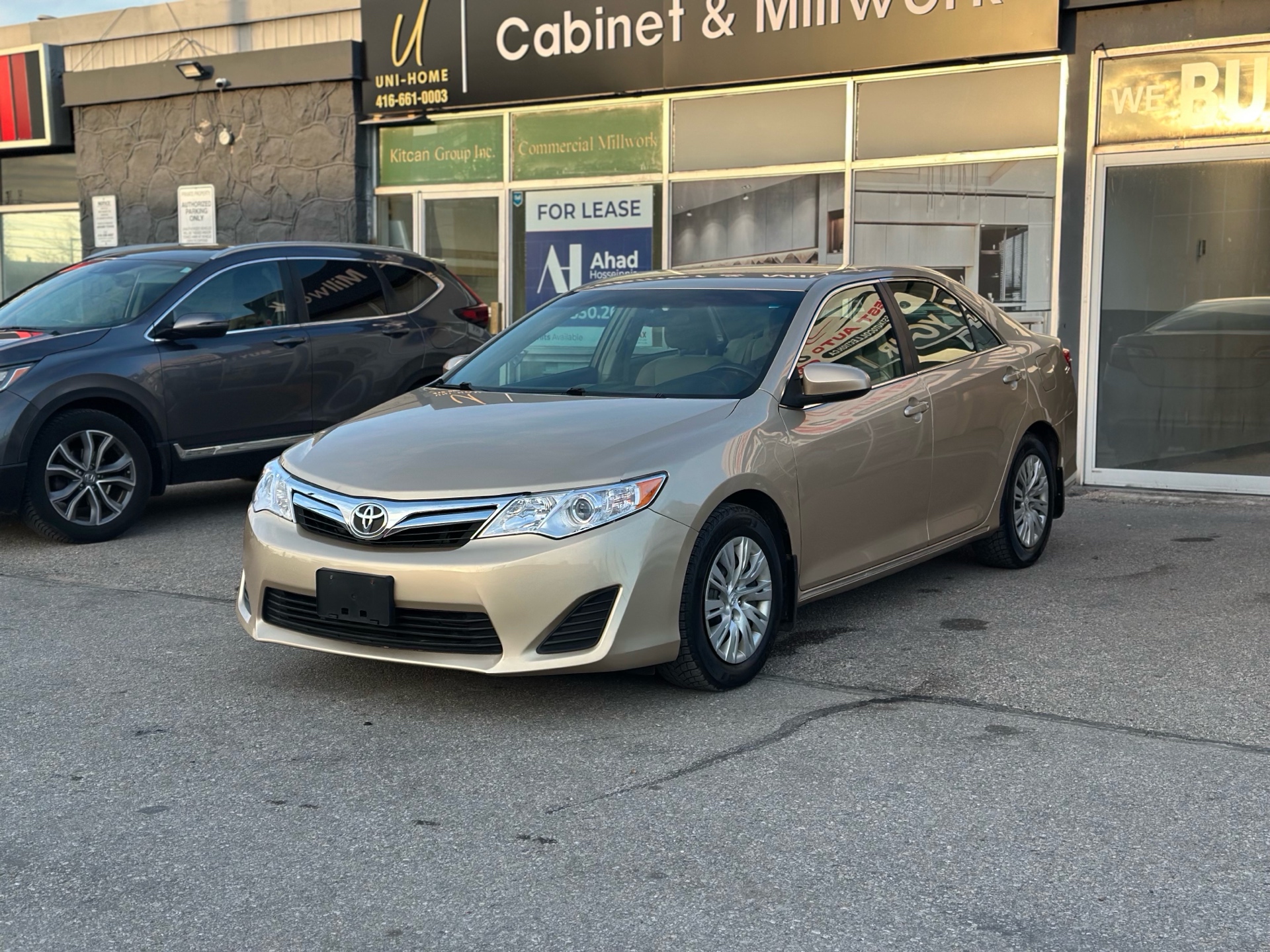 /autocainc/2012-Toyota-Camry-023779257505927687.jpg
