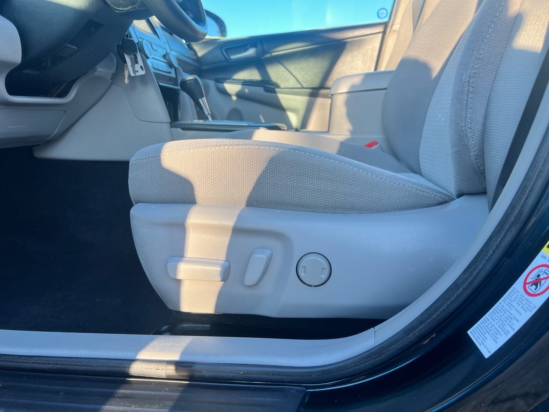 /autocainc/2012-Toyota-Camry-29340524125247347.jpg