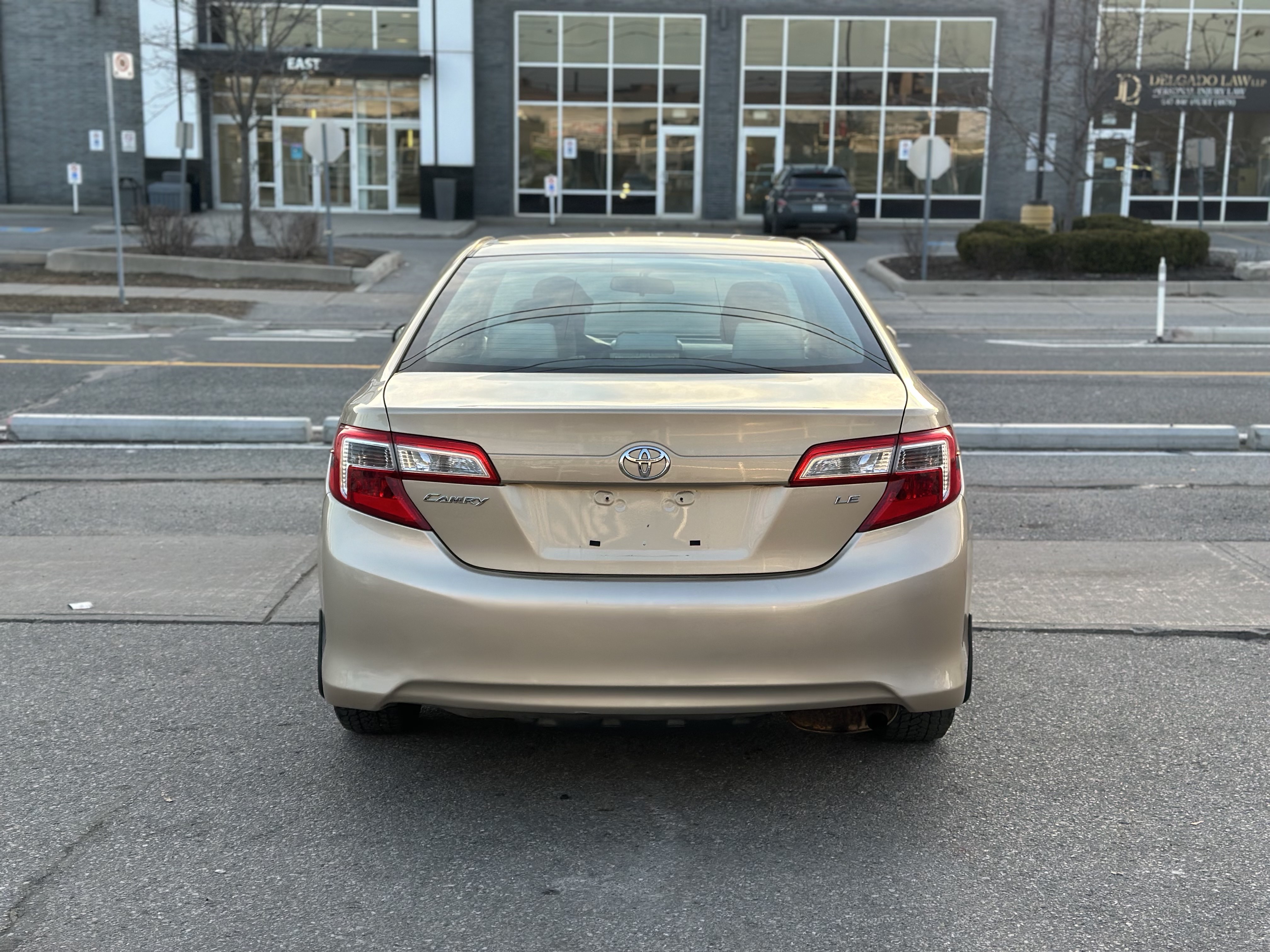 /autocainc/2012-Toyota-Camry-44431650234387.jpg