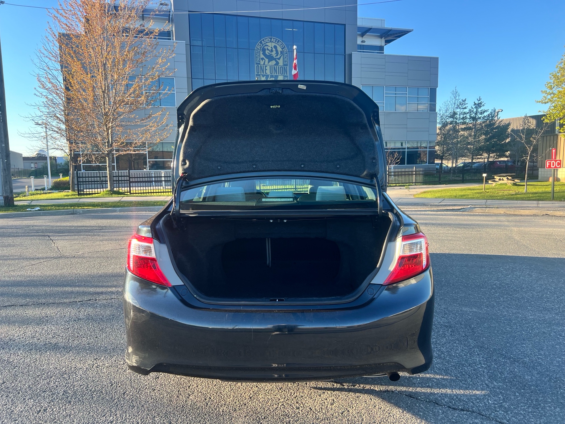 /autocainc/2012-Toyota-Camry-8886921540609223.jpg