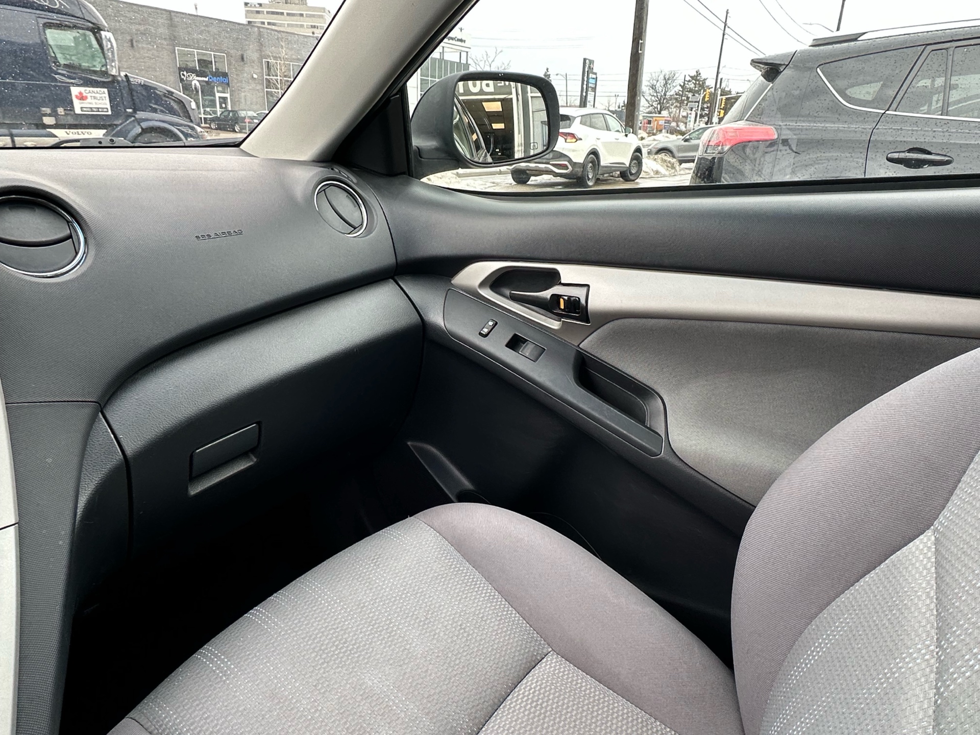 /autocainc/2012-Toyota-Matrix-23761876816826177.jpg