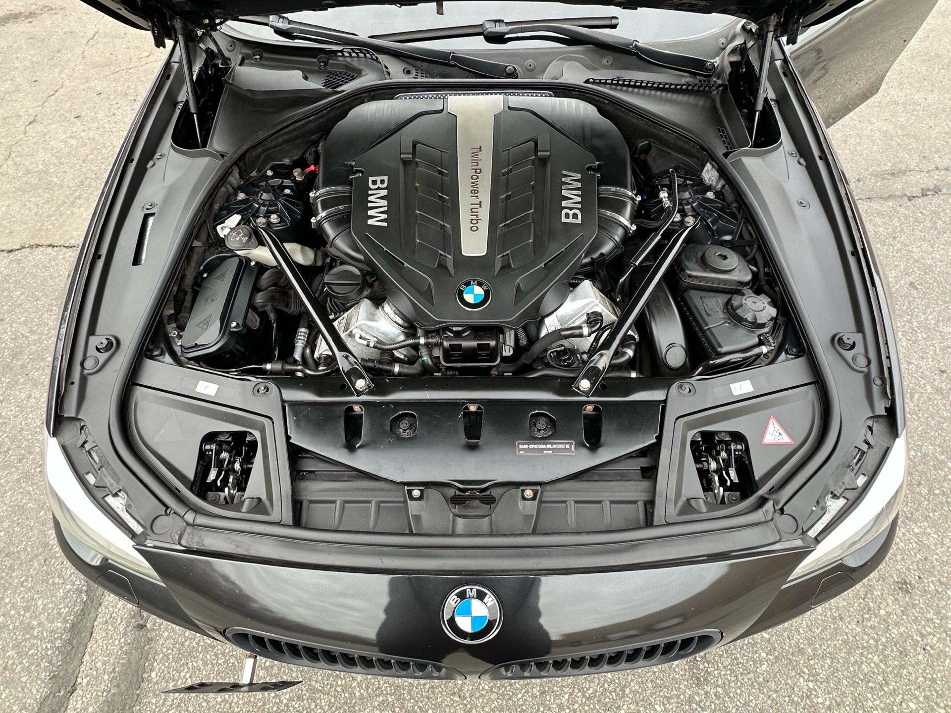 /autocainc/2013-BMW-5Series-37327768408958817.jpg