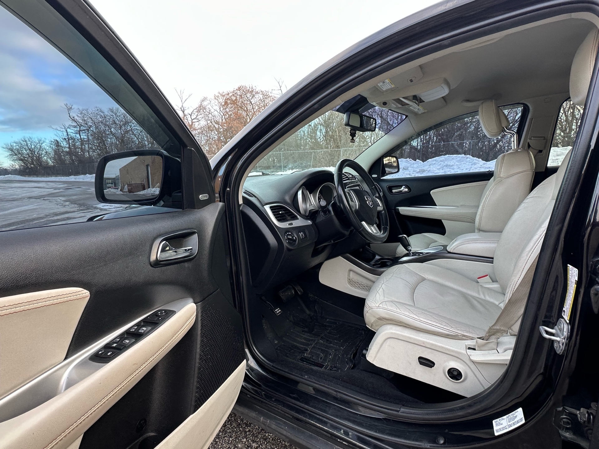 /autocainc/2013-Dodge-Journey-5657616342086826.jpg