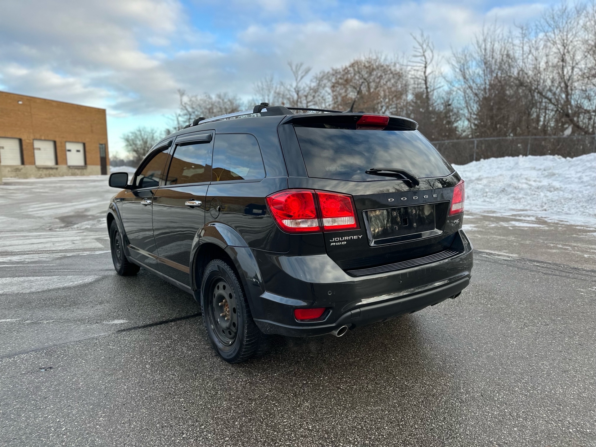 /autocainc/2013-Dodge-Journey-8255179649873907.jpg