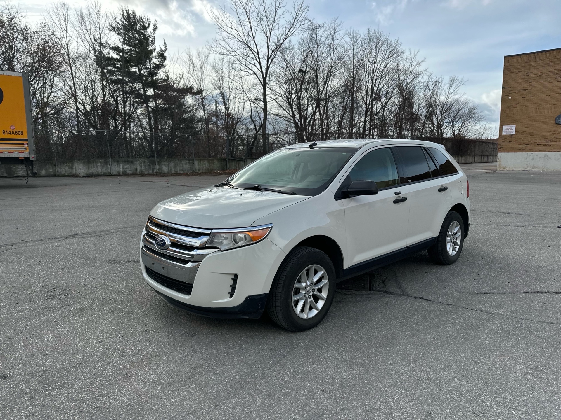 /autocainc/2013-Ford-Edge-03479298019426236.jpg