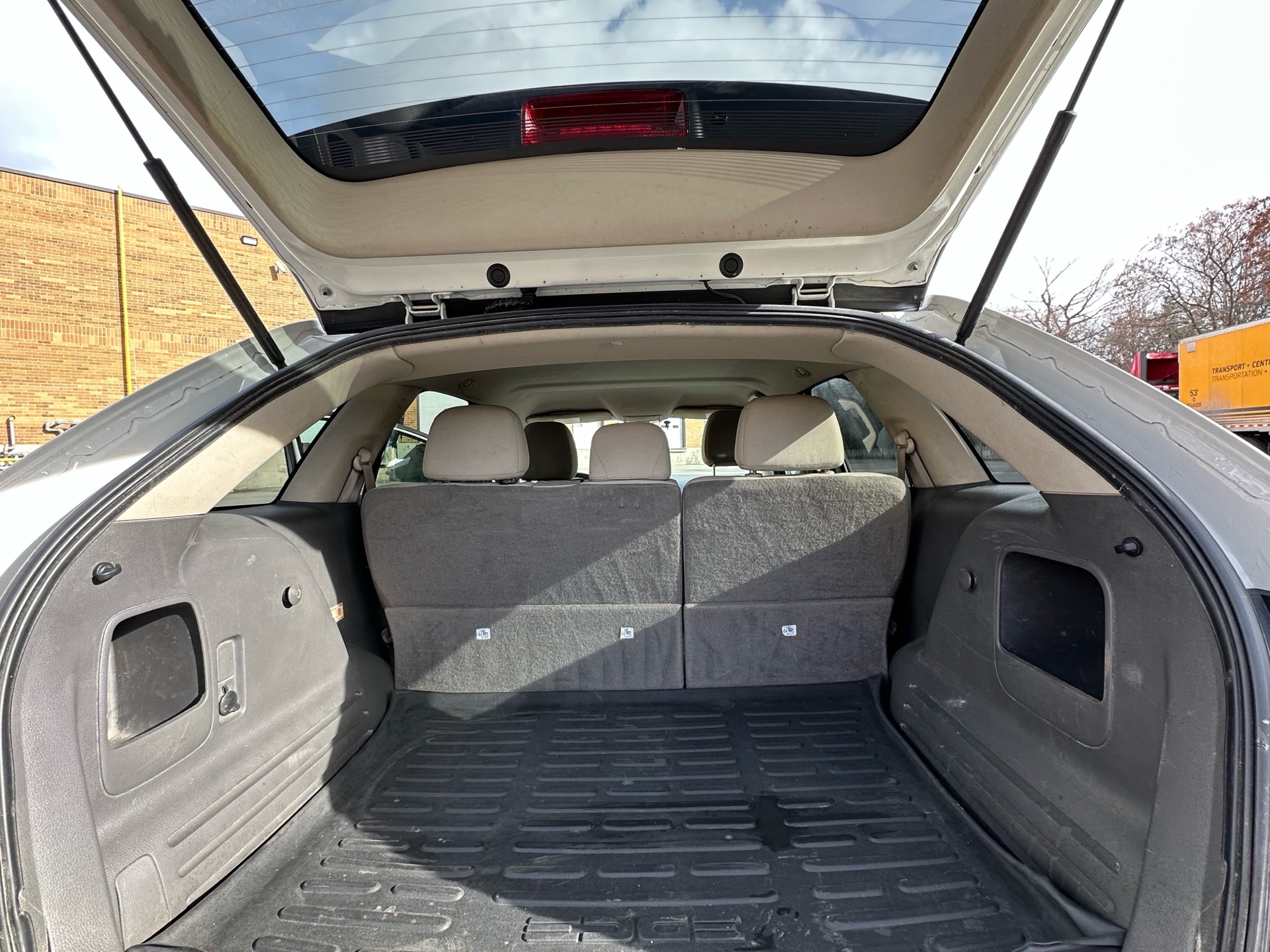 /autocainc/2013-Ford-Edge-06605129038909885.jpg