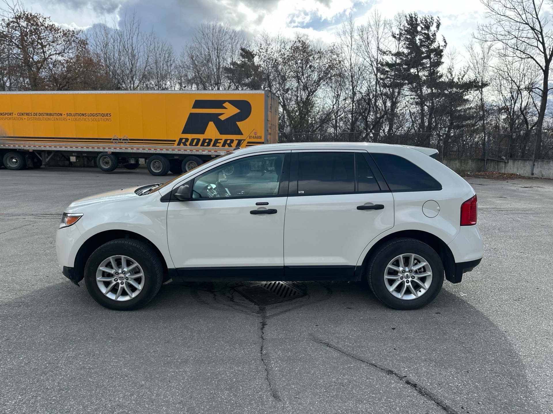 /autocainc/2013-Ford-Edge-8033362716317014.jpg
