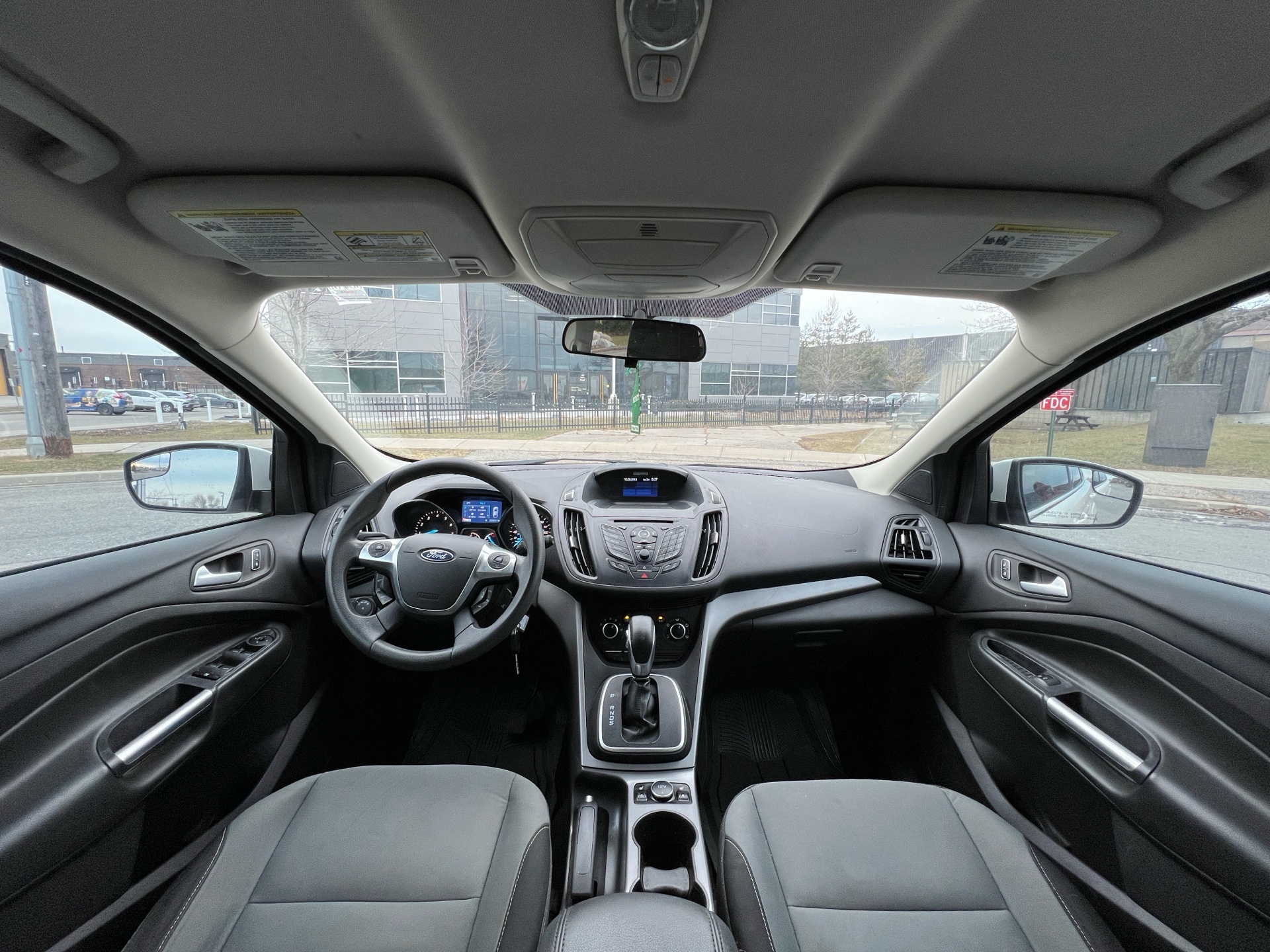 /autocainc/2013-Ford-Escape-42265530077368907.jpg
