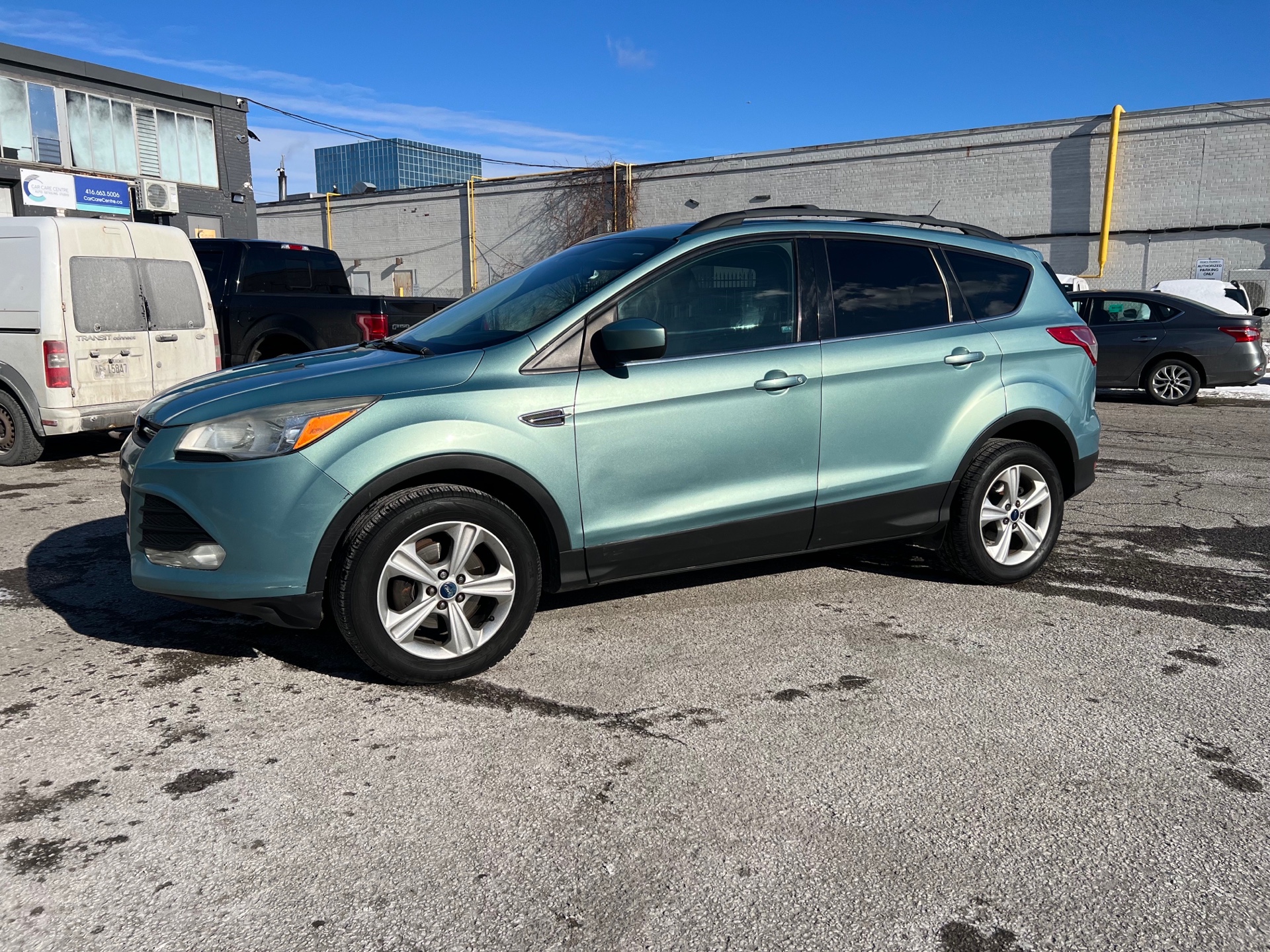 /autocainc/2013-Ford-Escape-44582180750424927.jpg