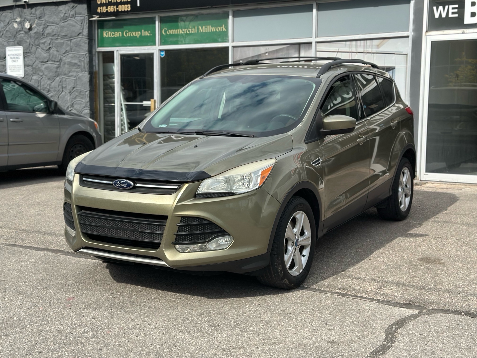 /autocainc/2013-Ford-Escape-7394068705981454.jpg