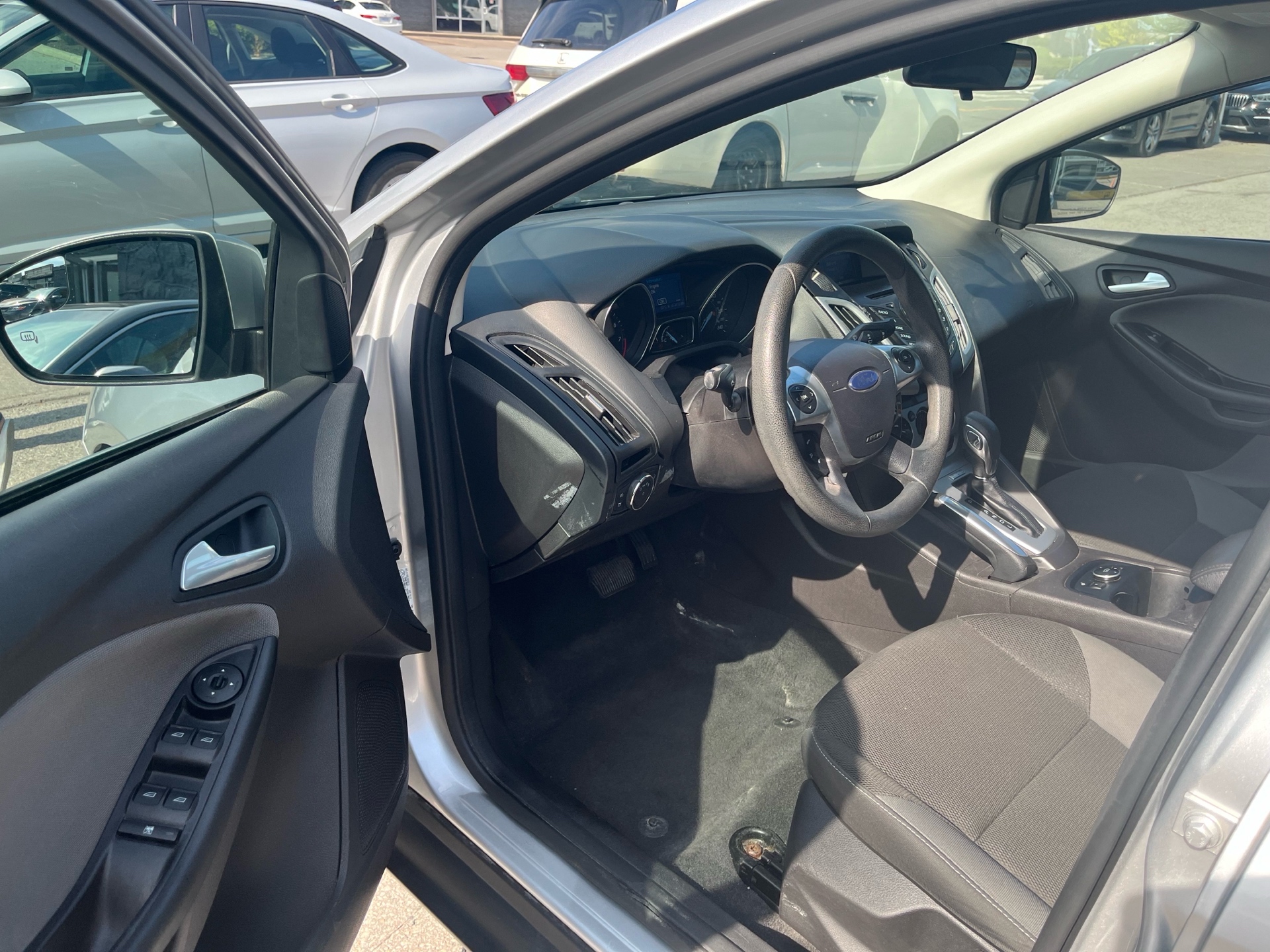 /autocainc/2013-Ford-Focus-23821091096589475.jpg
