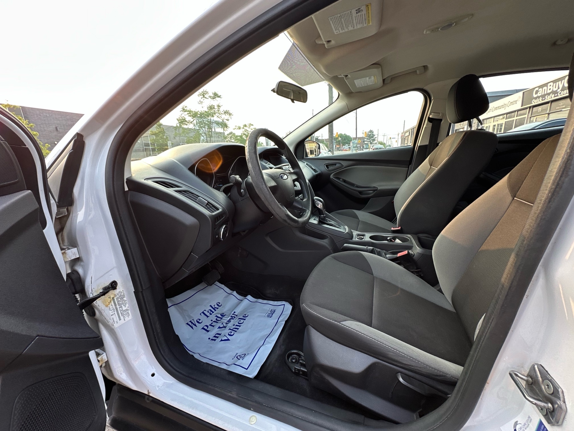 /autocainc/2013-Ford-Focus-24012188002081447.jpg