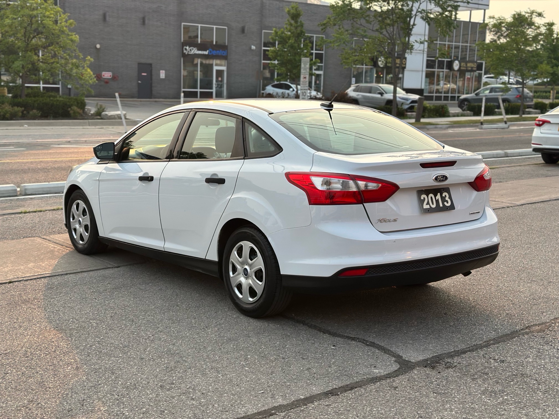 /autocainc/2013-Ford-Focus-6429960691934455.jpg