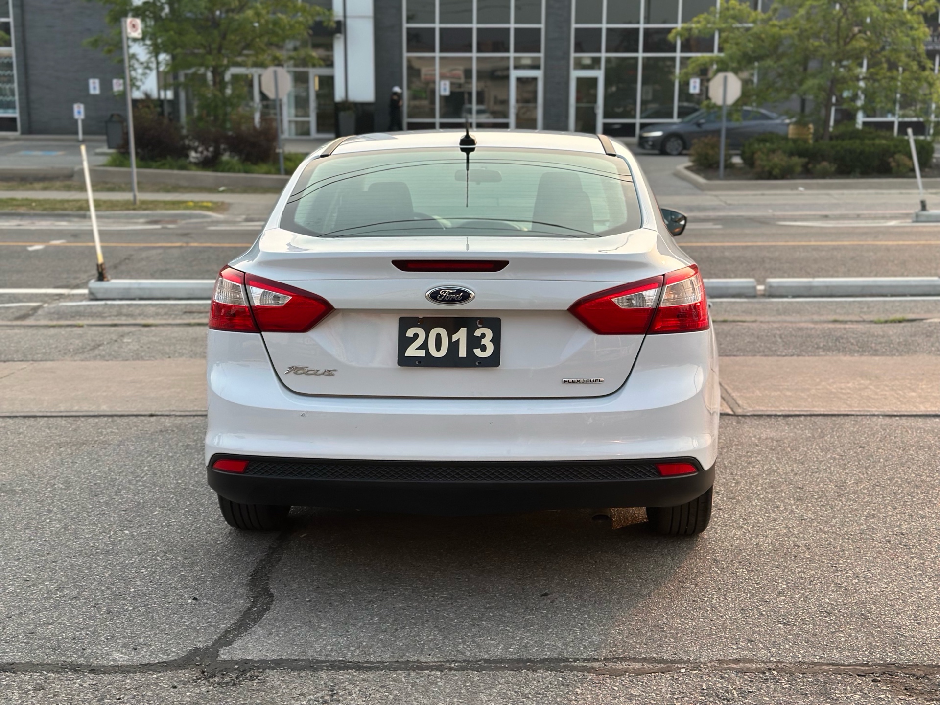 /autocainc/2013-Ford-Focus-7284878081769837.jpg