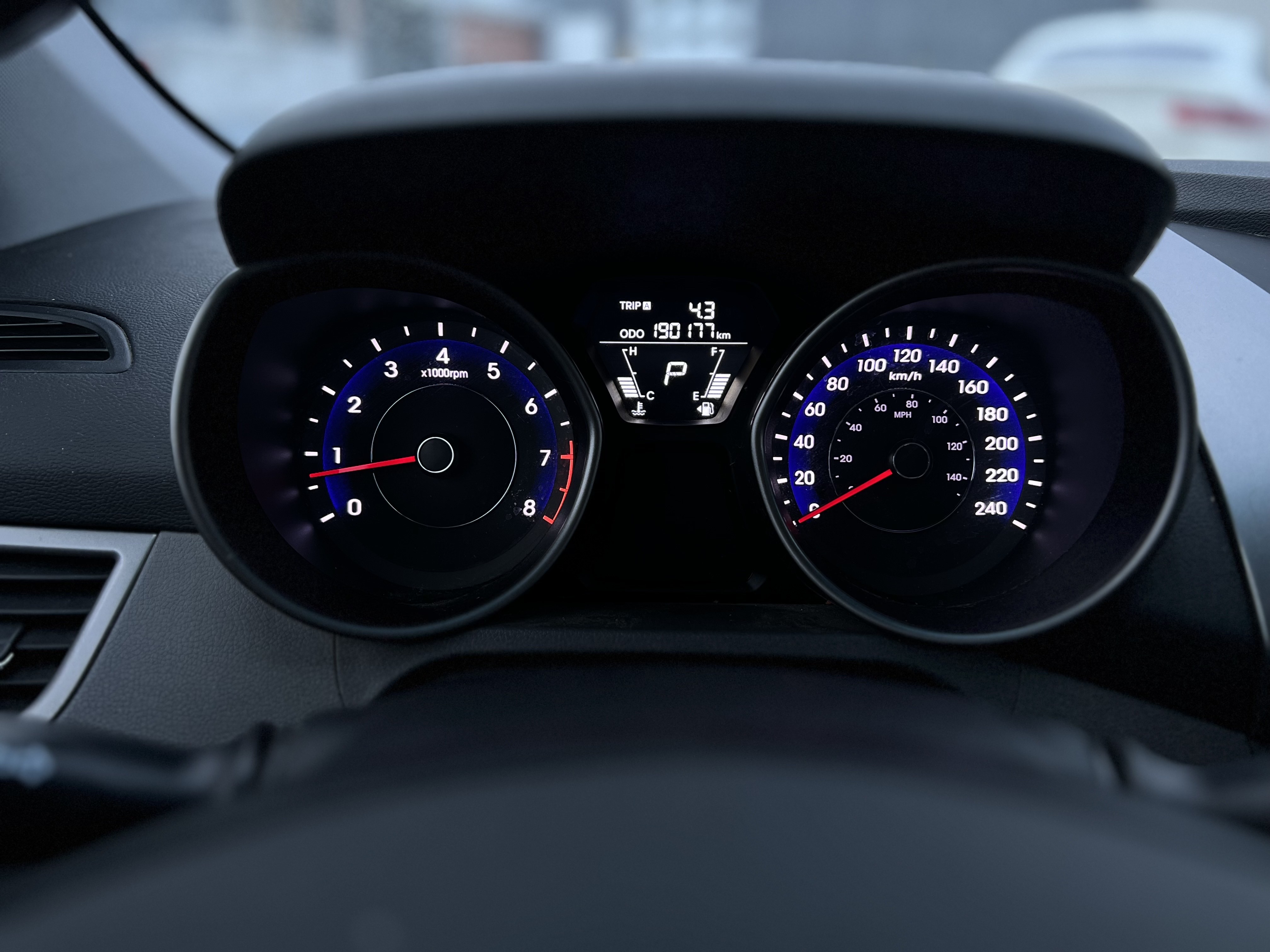 /autocainc/2013-Hyundai-Elantra-1826577550505939.jpg