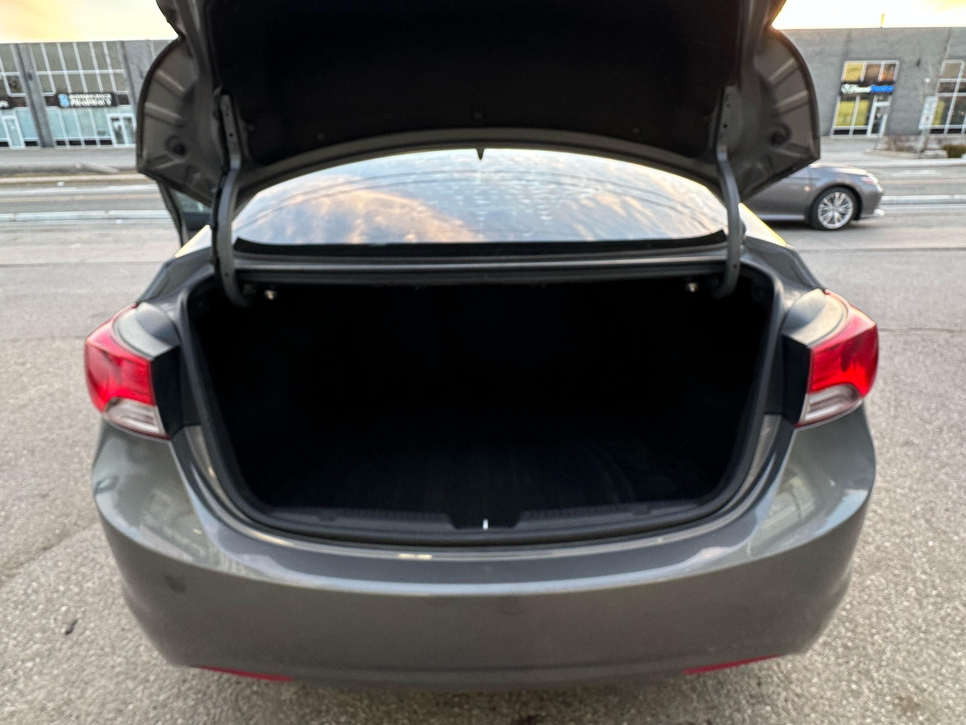 /autocainc/2013-Hyundai-Elantra-2202414267855468.jpg