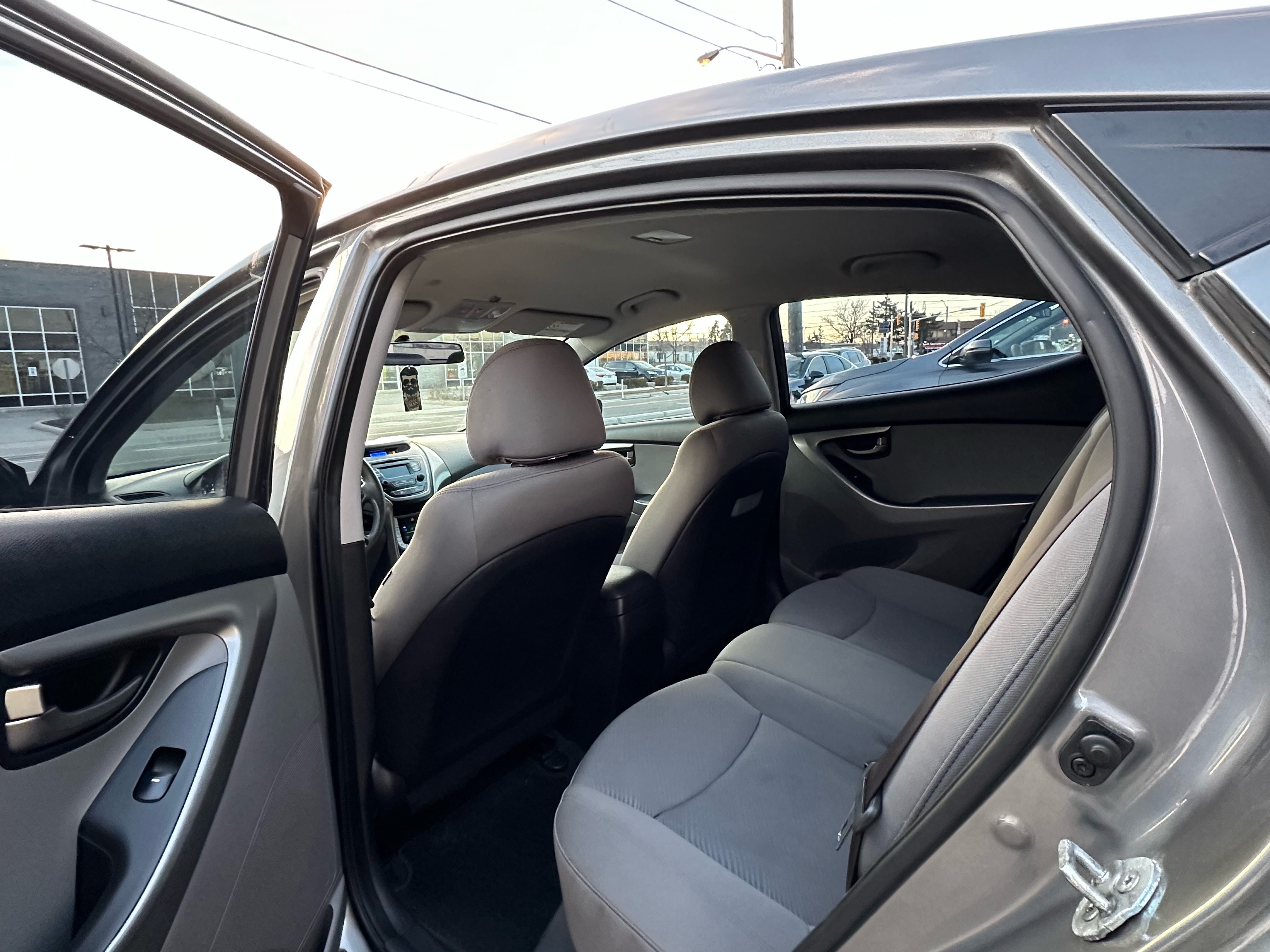 /autocainc/2013-Hyundai-Elantra-2699779981665187.jpg
