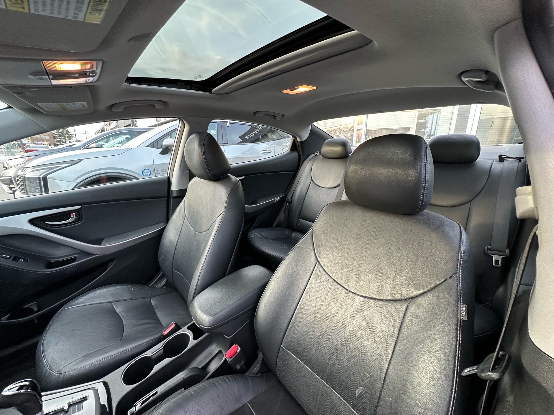 /autocainc/2013-Hyundai-Elantra-6452032893498372.jpg