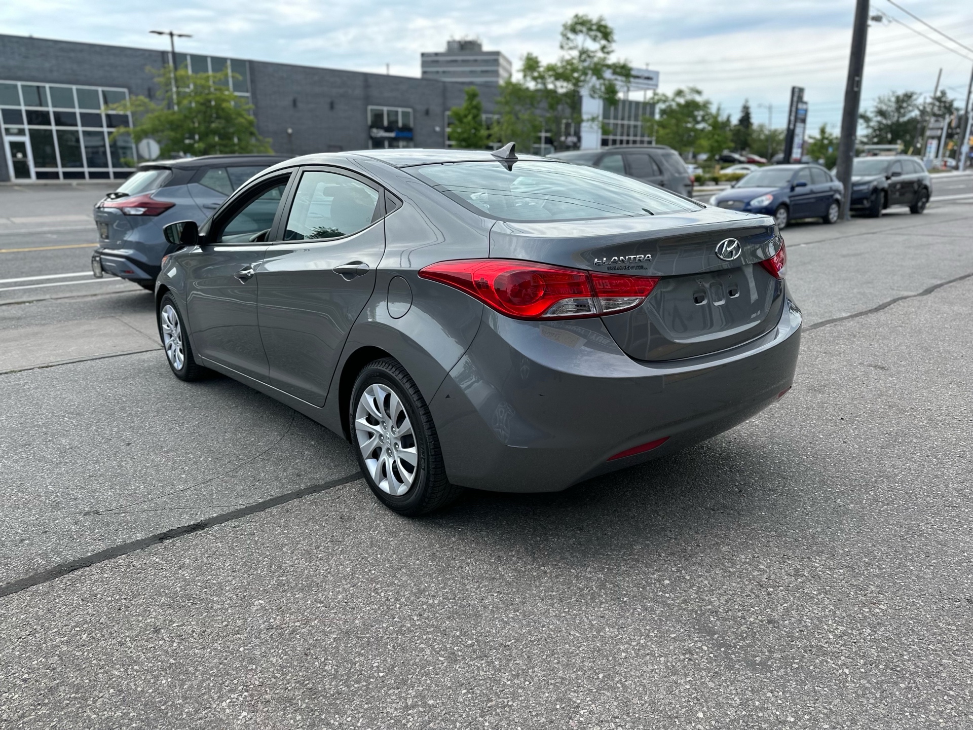 /autocainc/2013-Hyundai-Elantra-7821390337415546.jpg