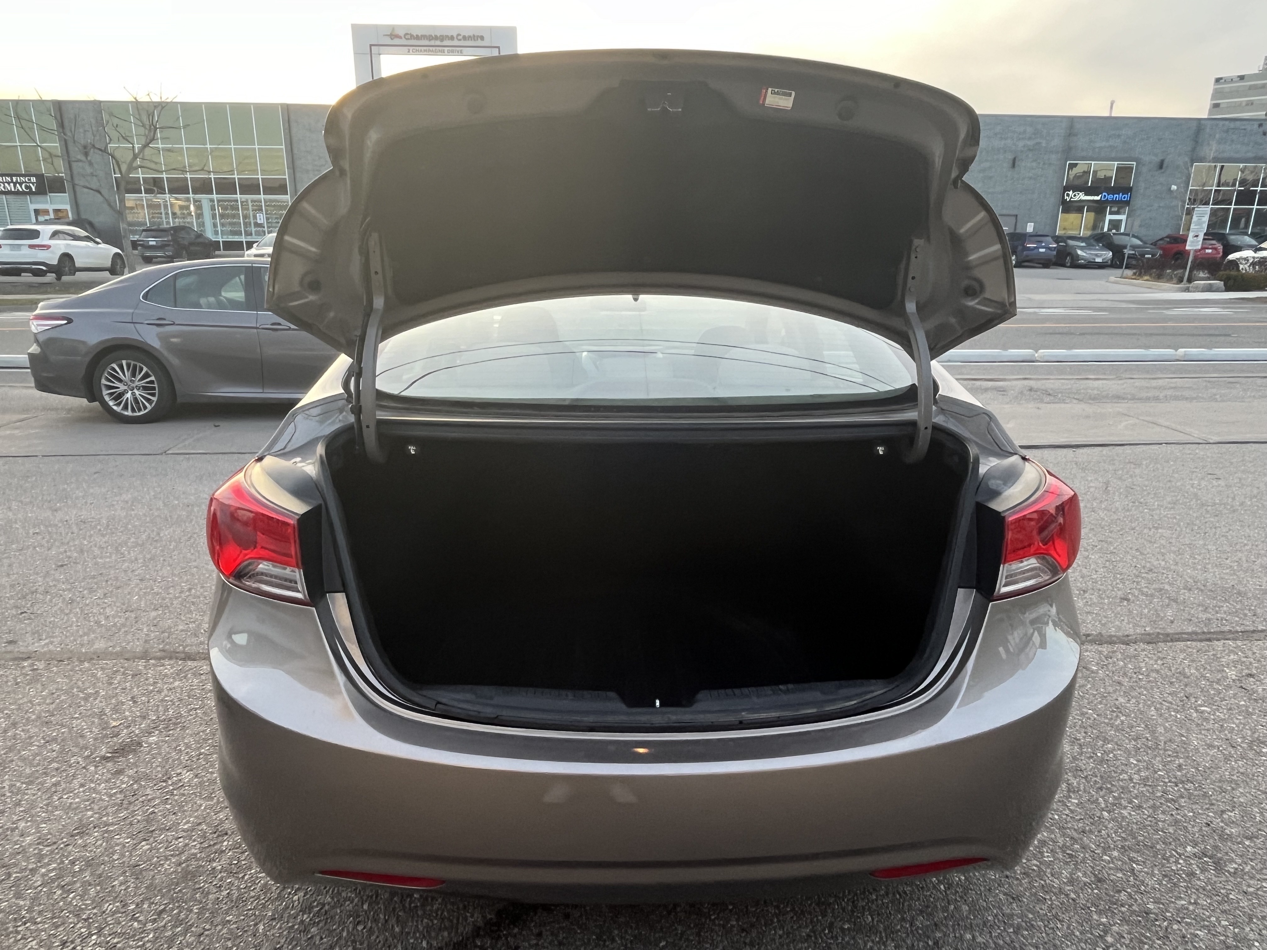 /autocainc/2013-Hyundai-Elantra-936986205961585.jpg
