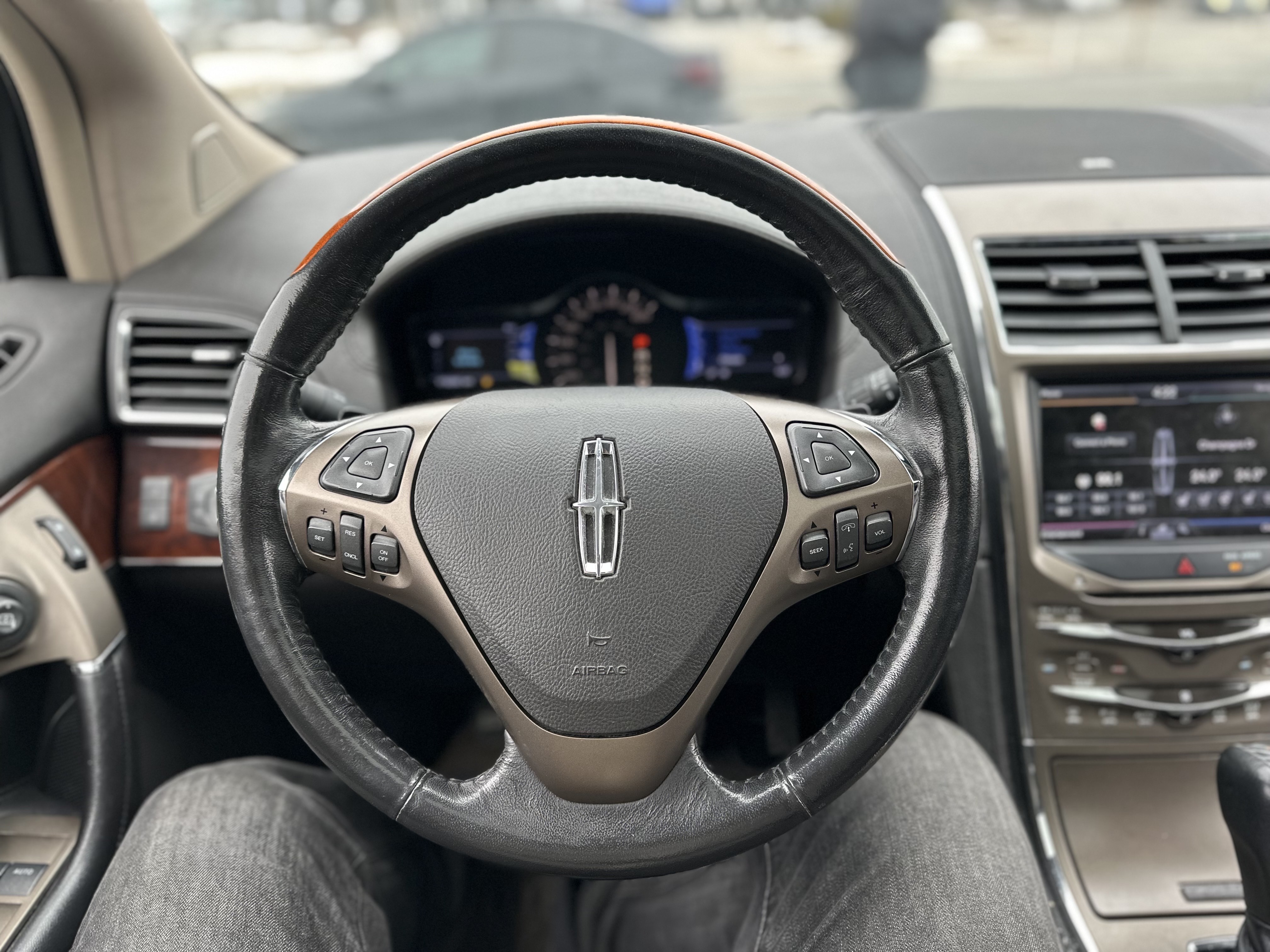 /autocainc/2013-Lincoln-MKX-322410513312559.jpg