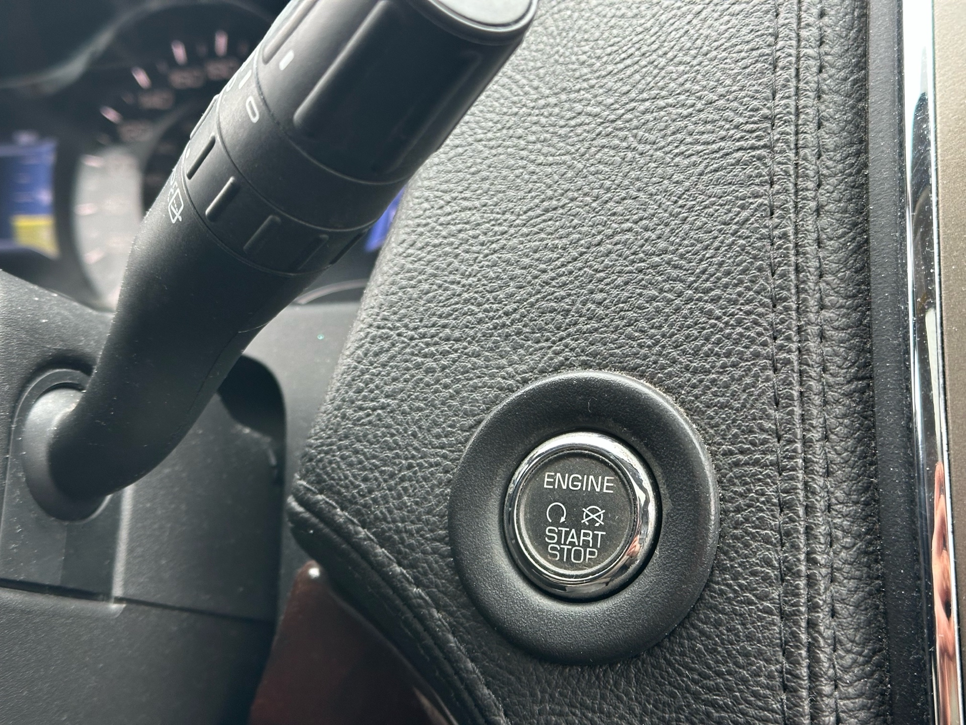 /autocainc/2013-Lincoln-MKX-49398293283379546.jpg