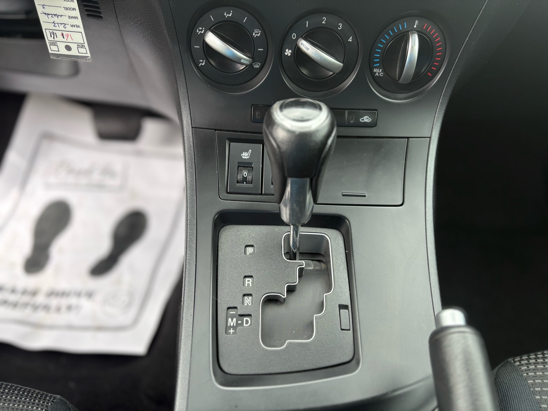 /autocainc/2013-Mazda-Mazda3-018640765915620694.jpg