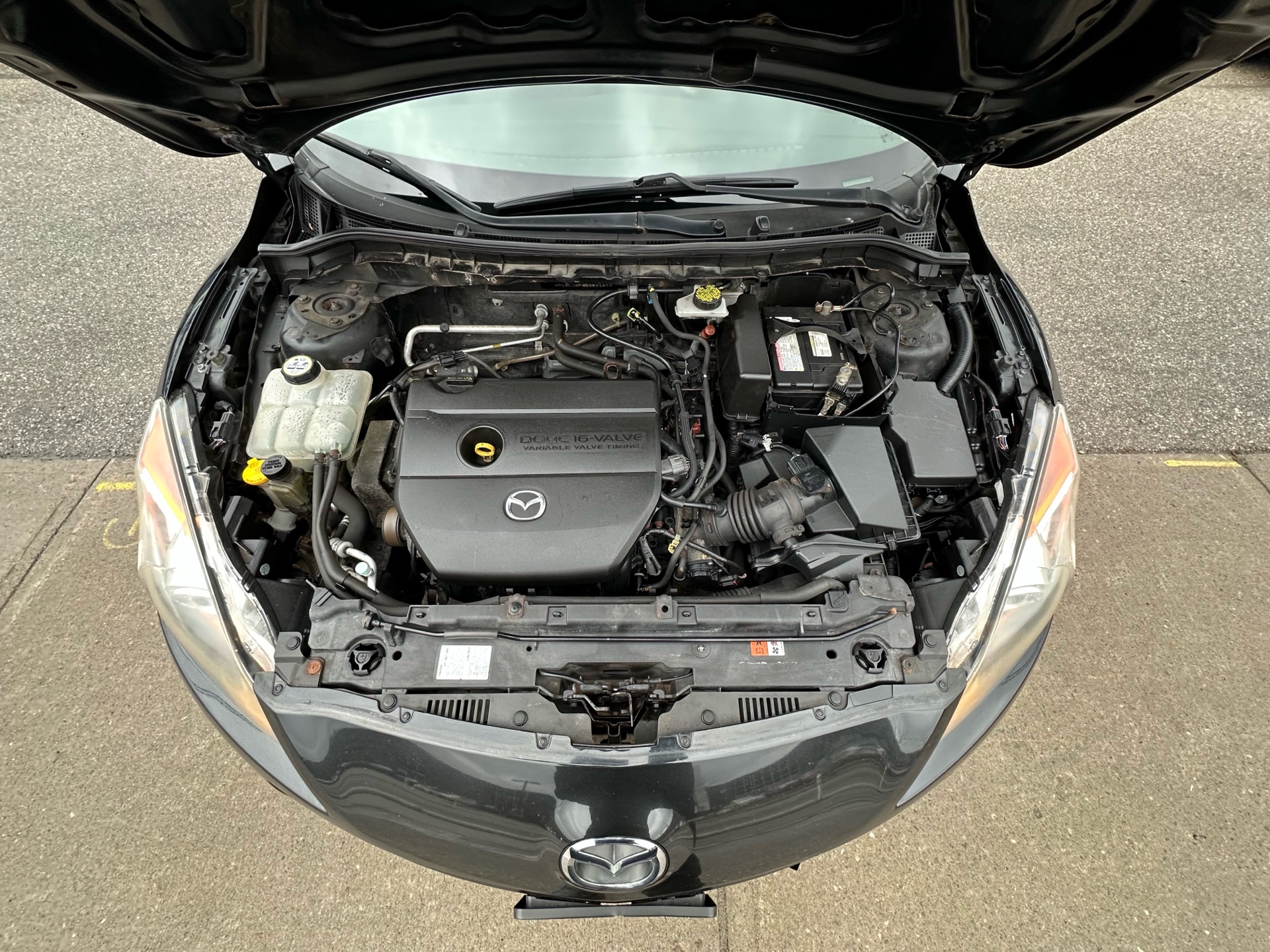 /autocainc/2013-Mazda-Mazda3-06043339043346019.jpg