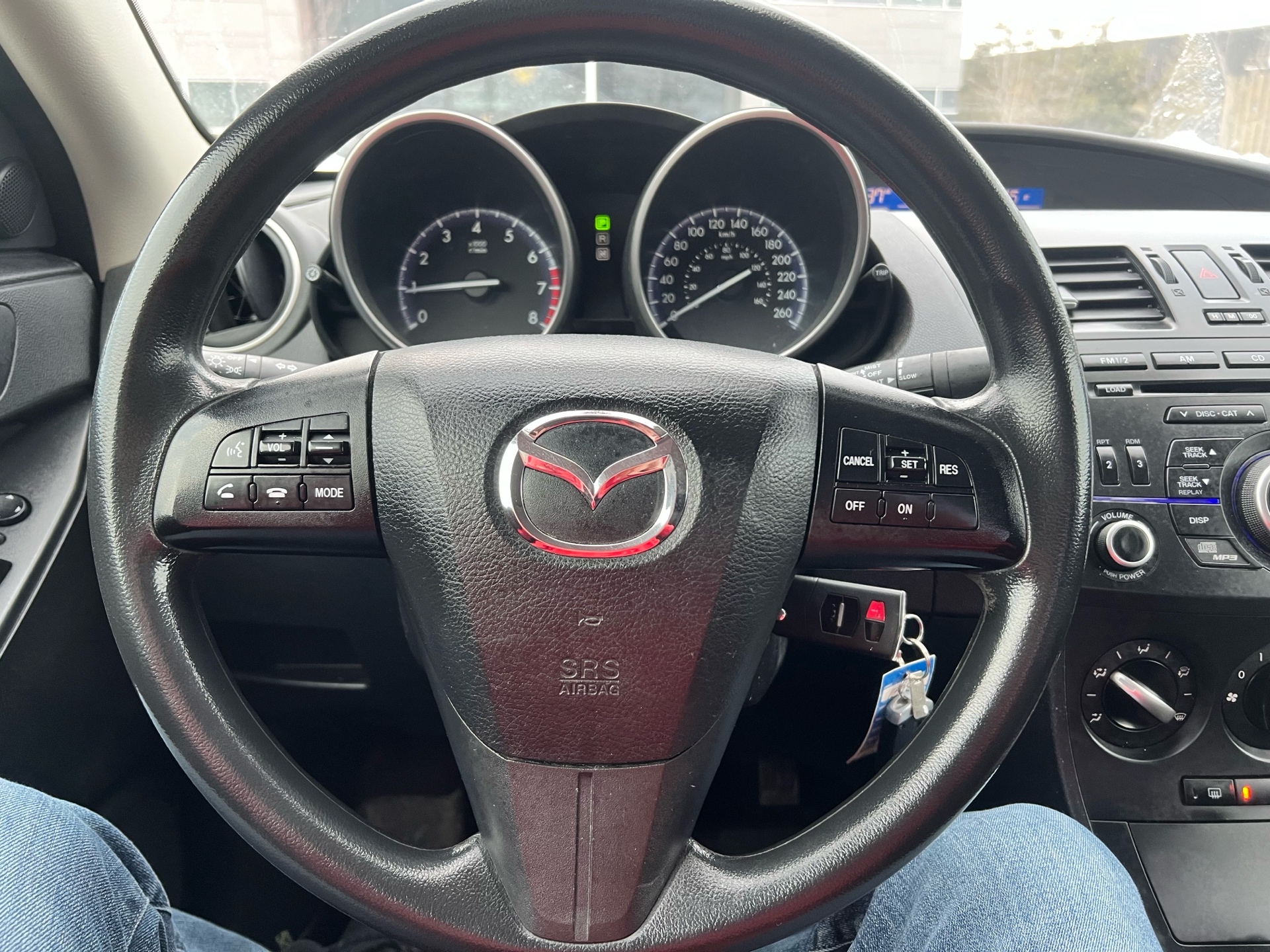 /autocainc/2013-Mazda-Mazda3-2958637349600415.jpg