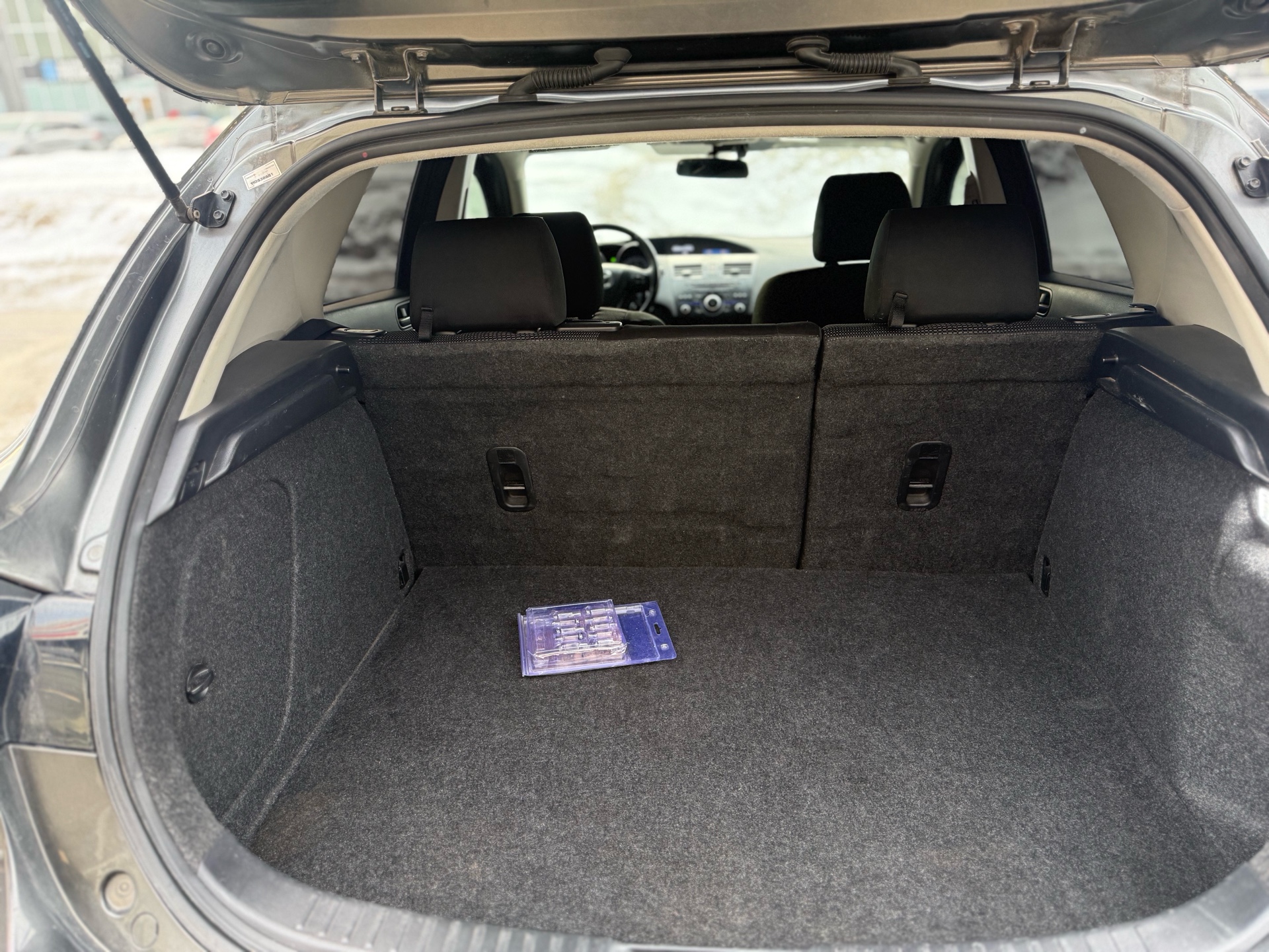 /autocainc/2013-Mazda-Mazda3-34165076269723316.jpg