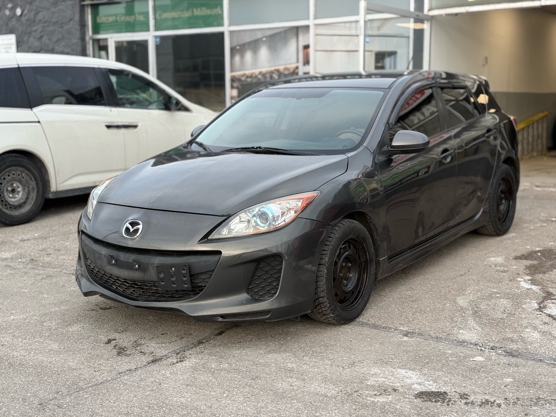 /autocainc/2013-Mazda-Mazda3-5337425222962382.jpg