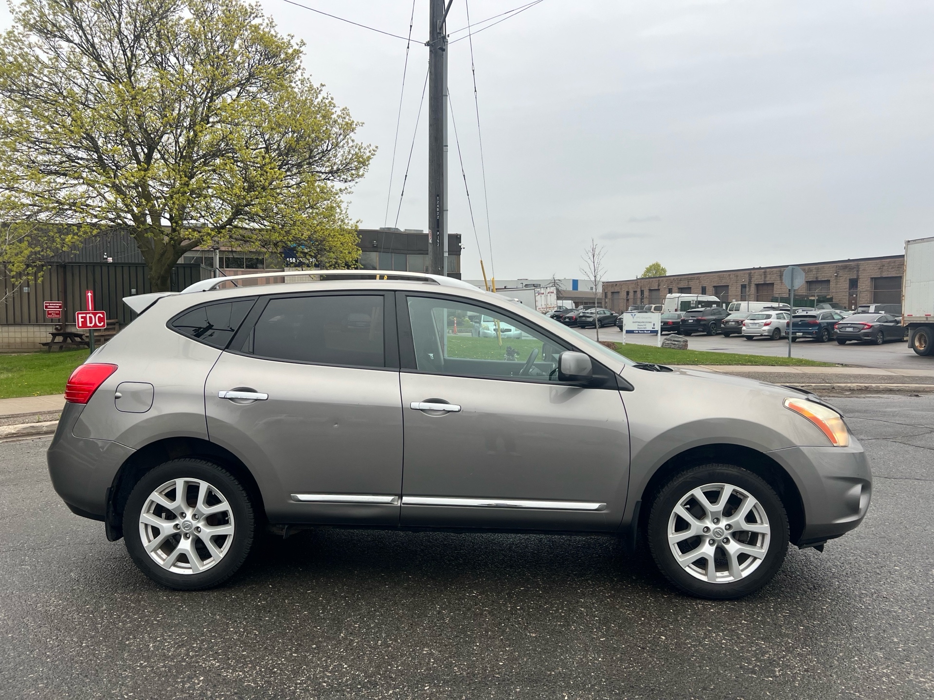 /autocainc/2013-Nissan-Rogue-614907144649826.jpg