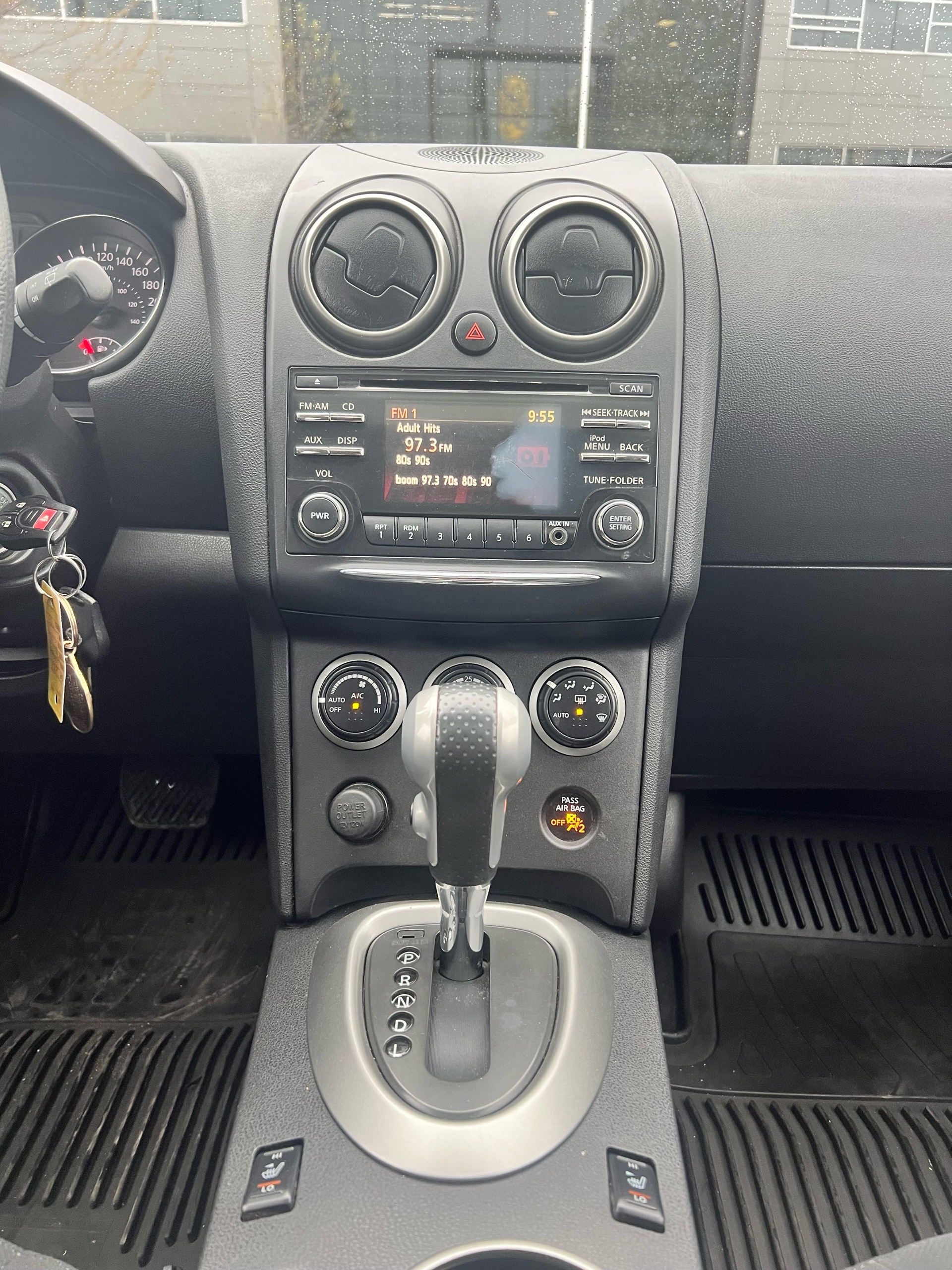 /autocainc/2013-Nissan-Rogue-9792559232730138.jpg