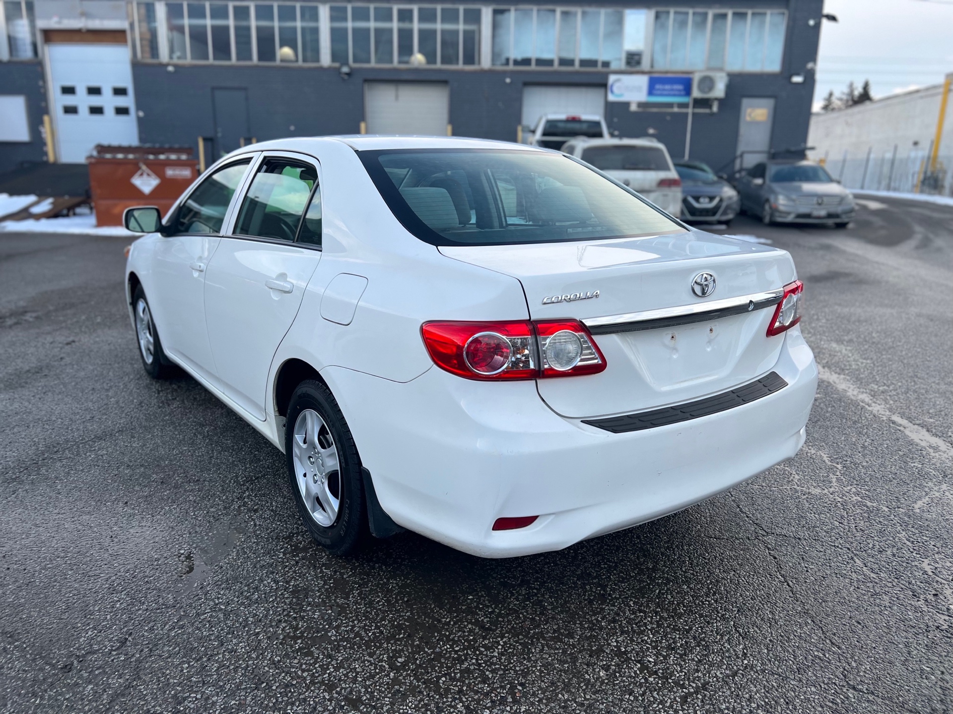 /autocainc/2013-Toyota-Corolla-007198201491481759.jpg