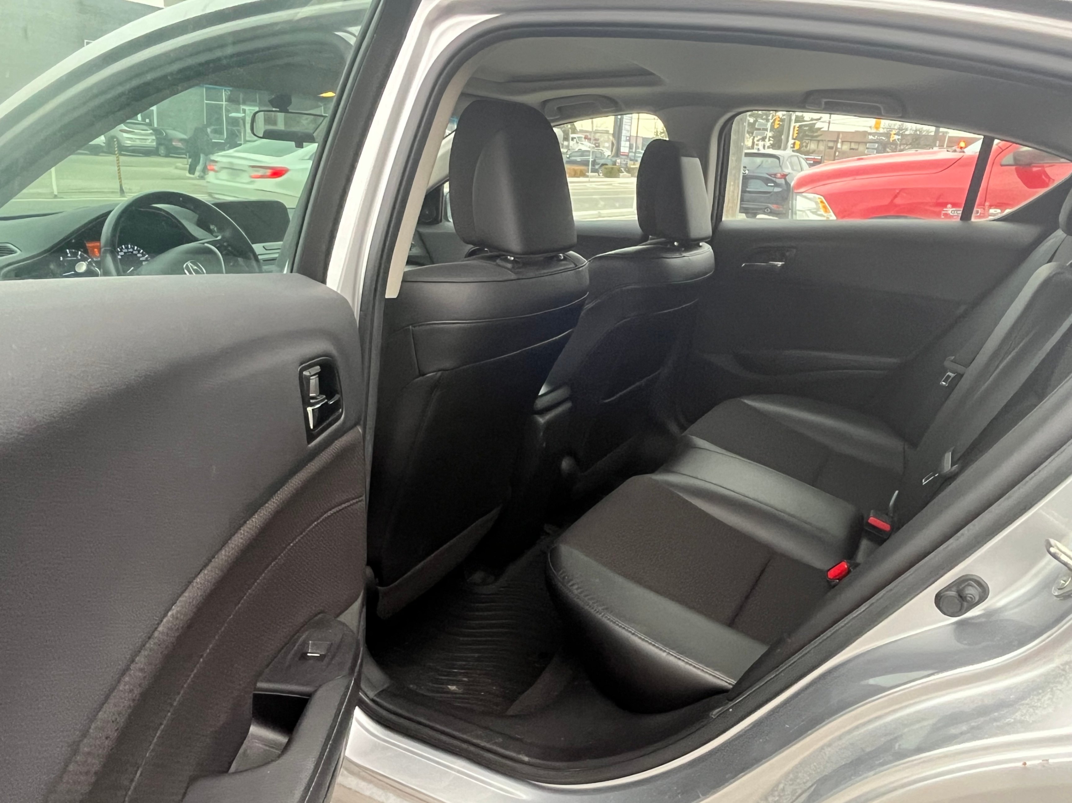 /autocainc/2014-Acura-ILX-2629585415445168.jpg