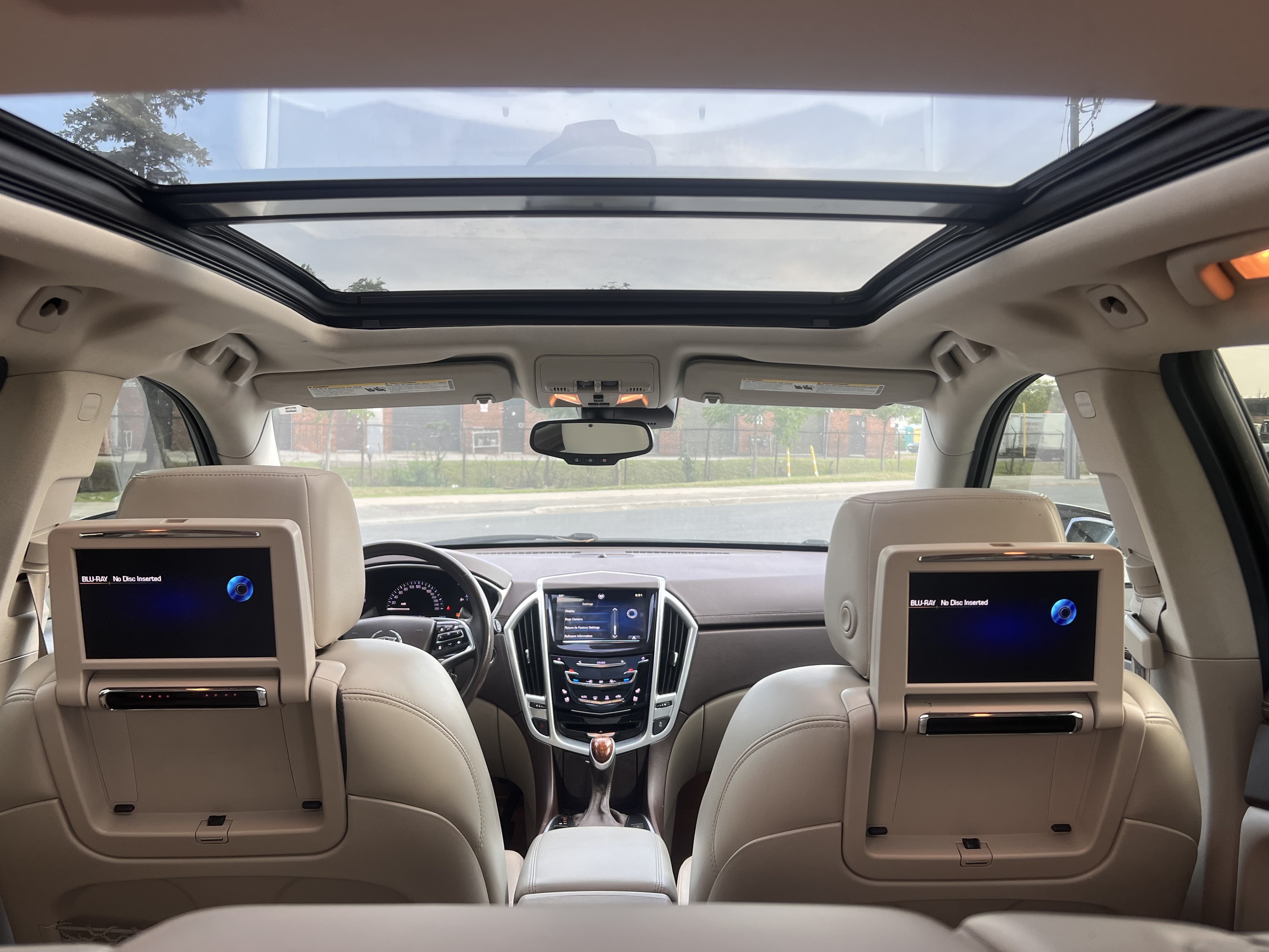 /autocainc/2014-Cadillac-SRX-0254606406065927.jpg