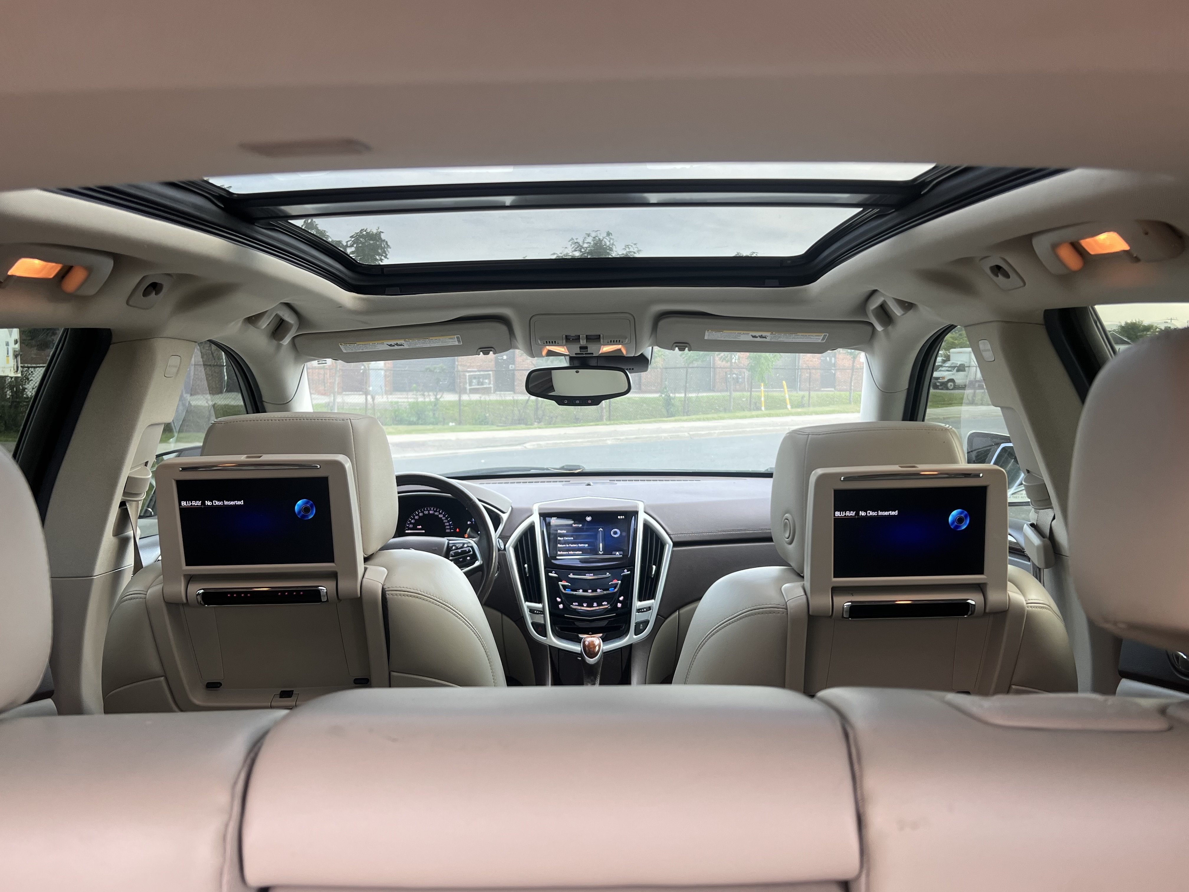 /autocainc/2014-Cadillac-SRX-24241588861290508.jpg