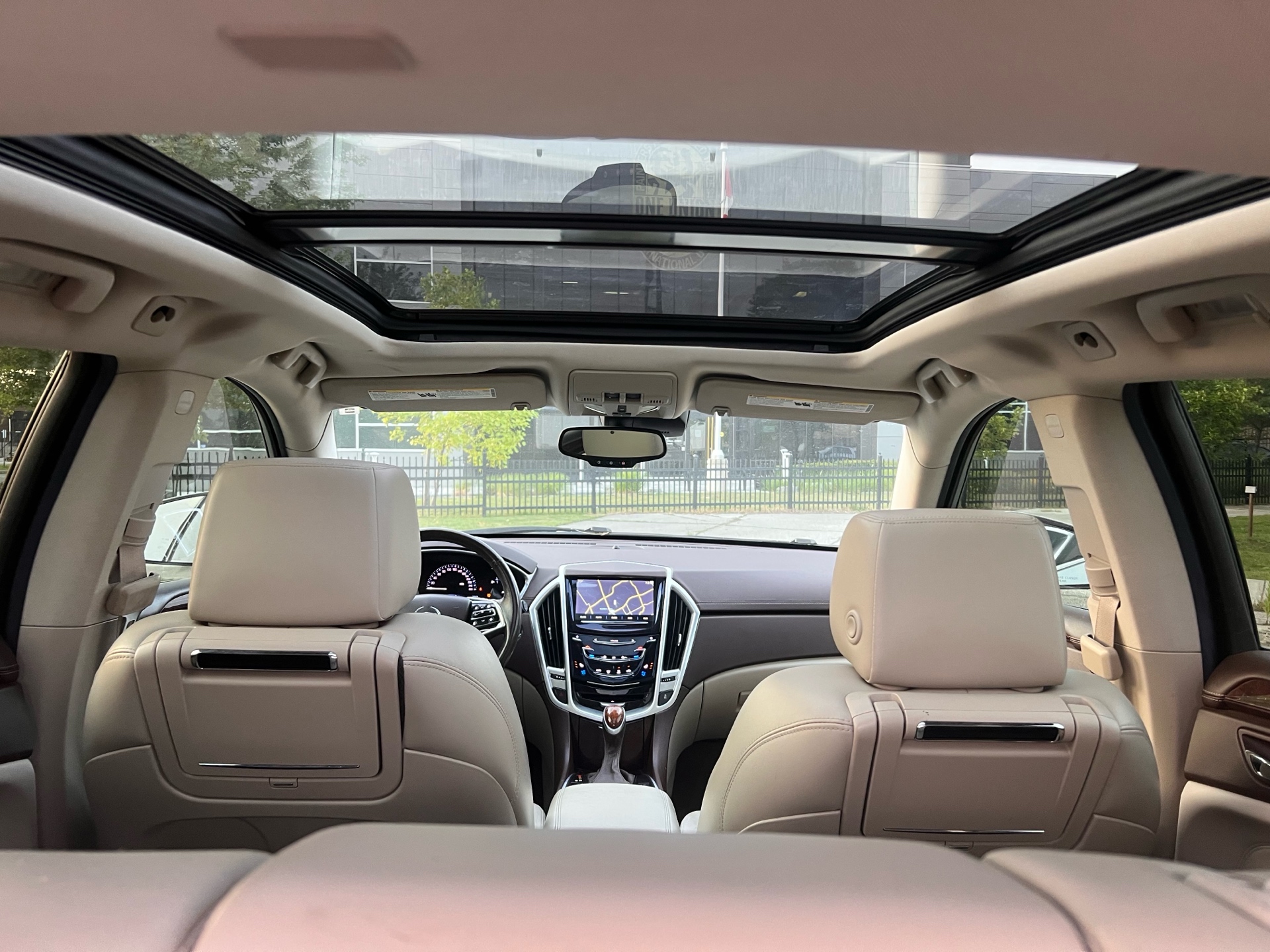 /autocainc/2014-Cadillac-SRX-4316174640721817.jpg