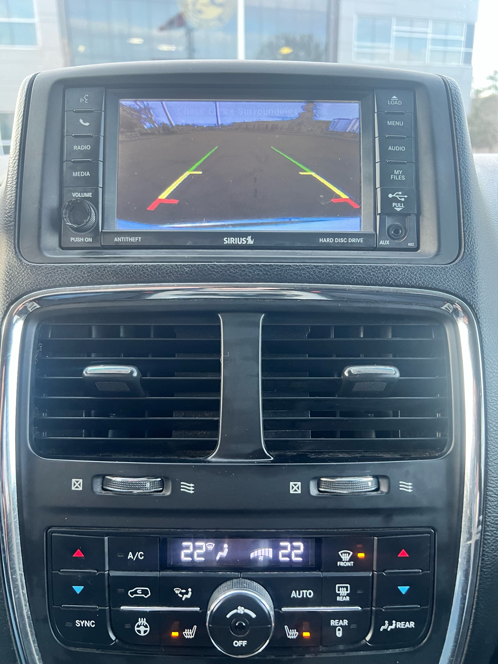 /autocainc/2014-Dodge-GrandCaravan-20303369271248473.jpg