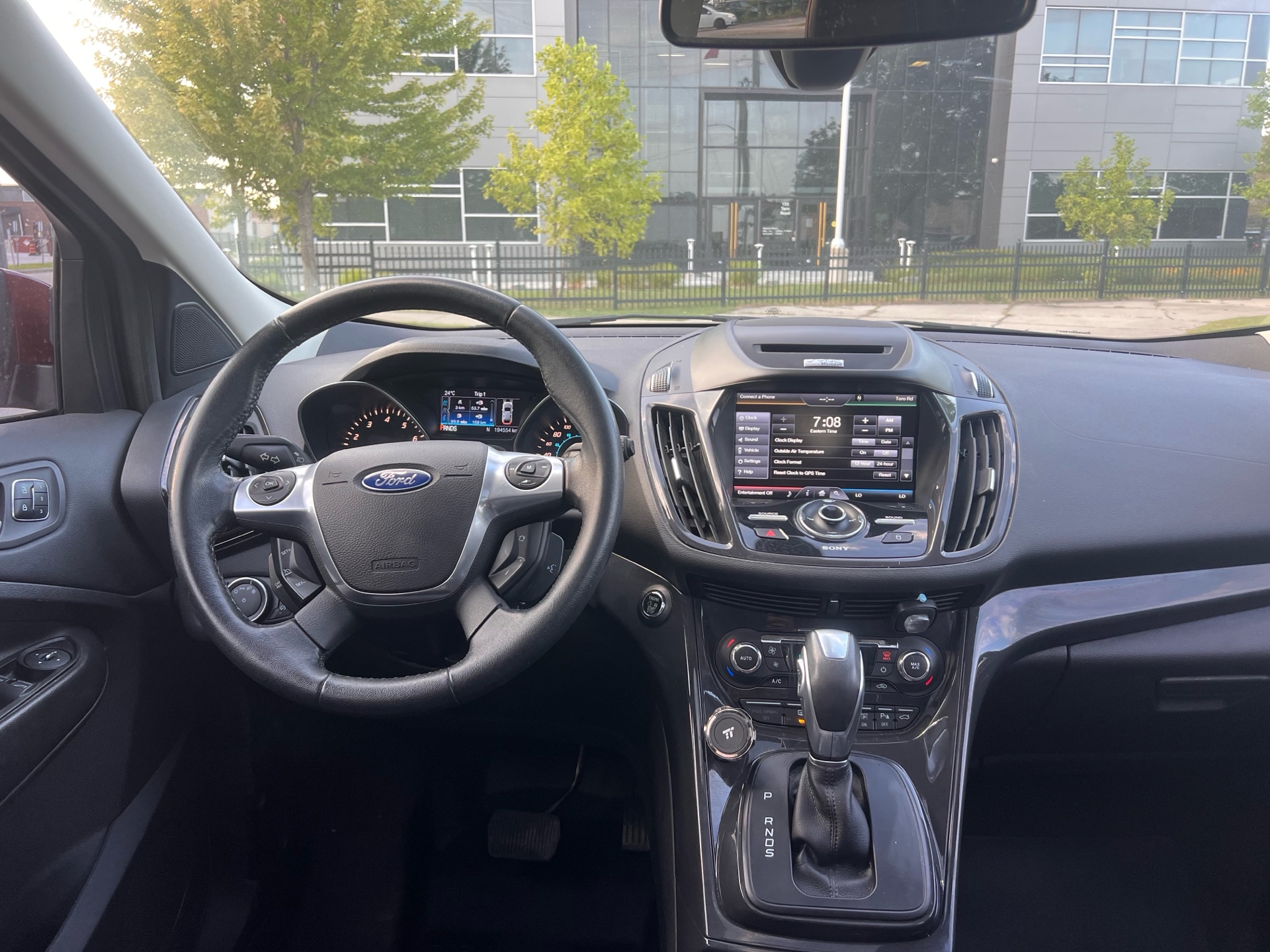 /autocainc/2014-Ford-Escape-39802782723549623.jpg