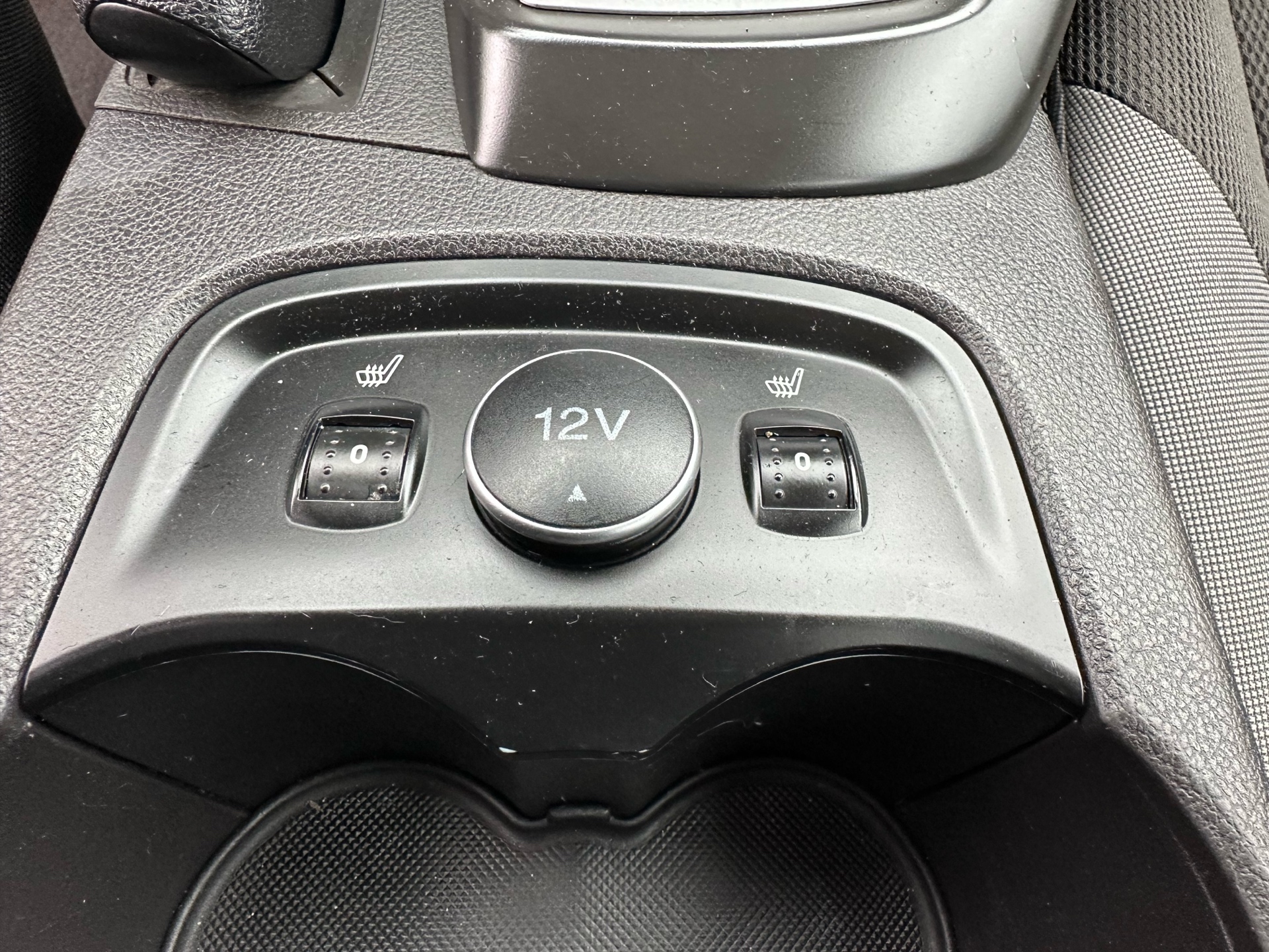 /autocainc/2014-Ford-Focus-7854616802494829.jpg