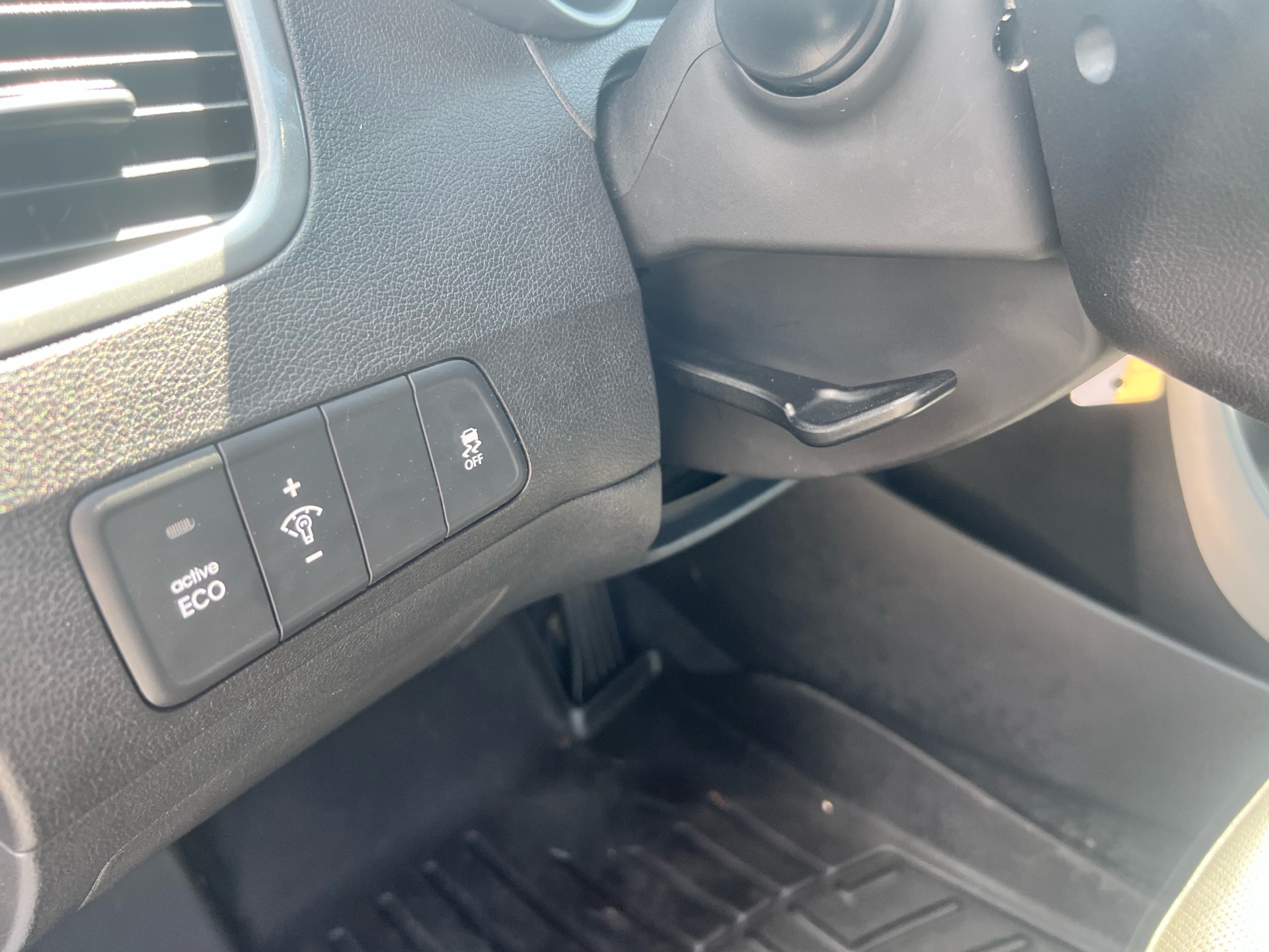 /autocainc/2014-Hyundai-Elantra-27268462398199733.jpg