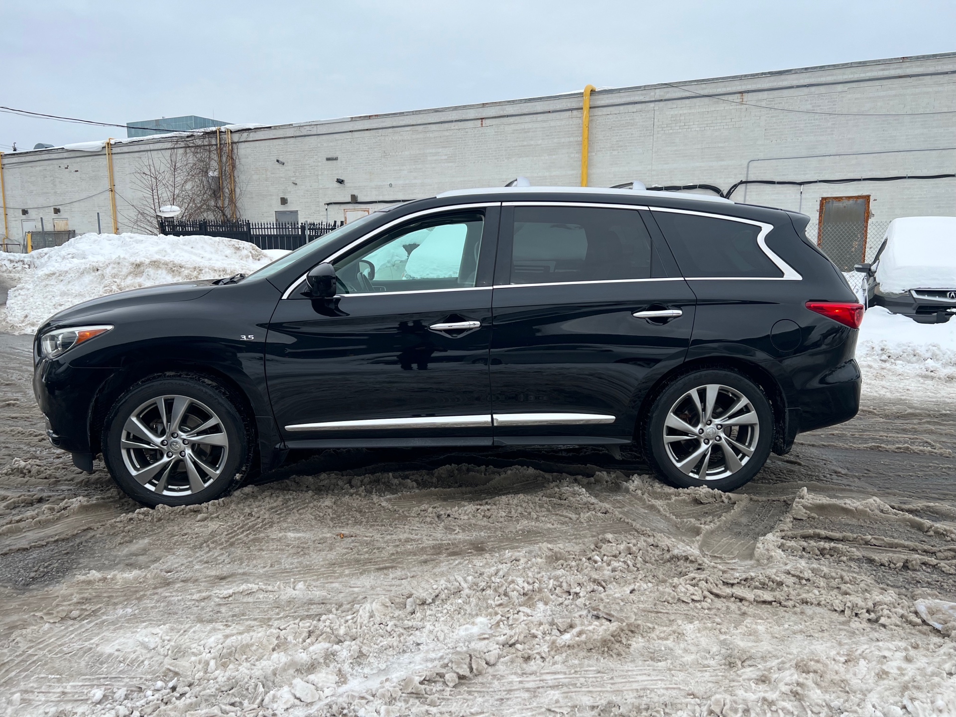 /autocainc/2014-INFINITI-QX60-951797375393872.jpg